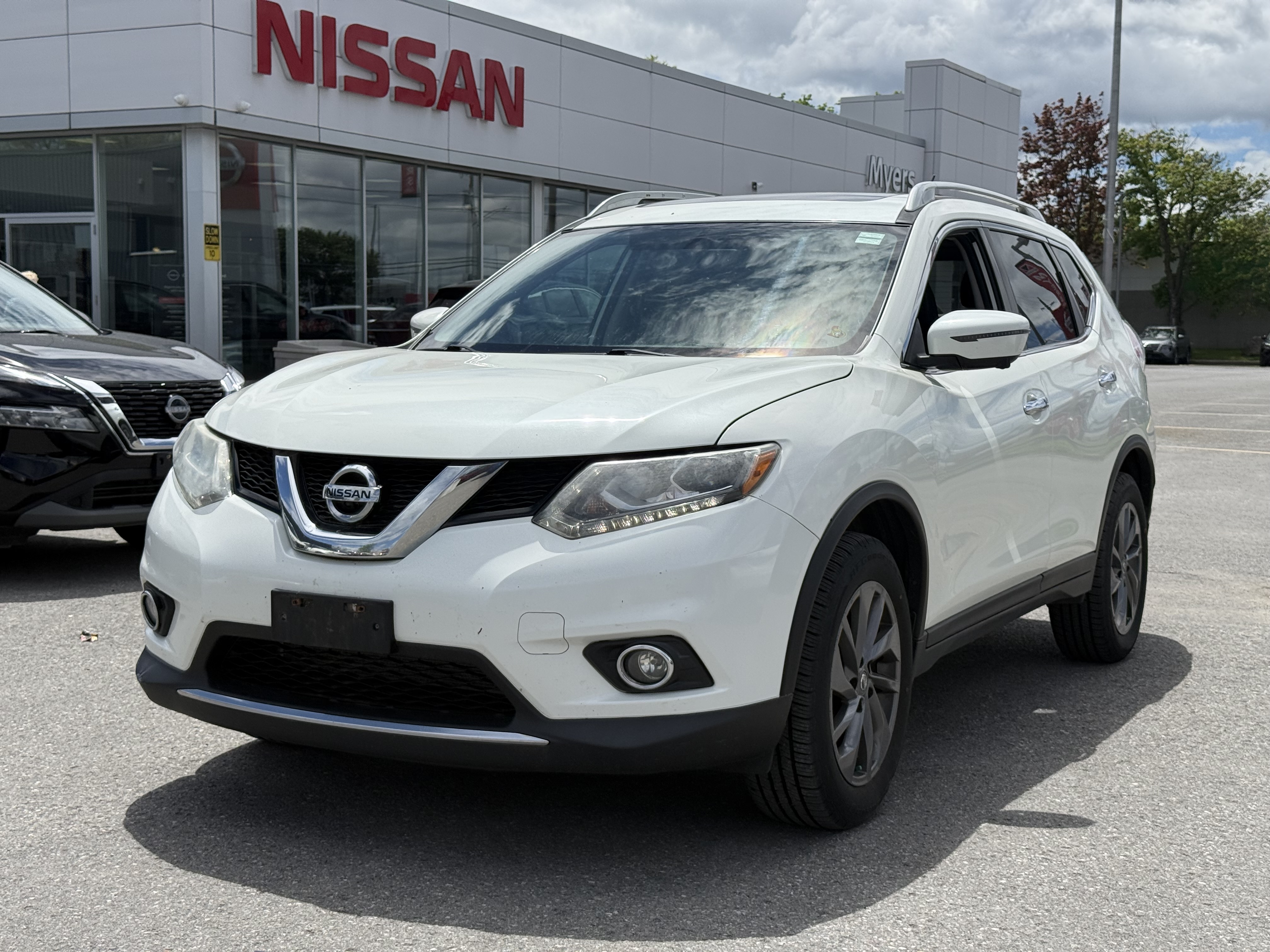 2016 Nissan Rogue SL AWD