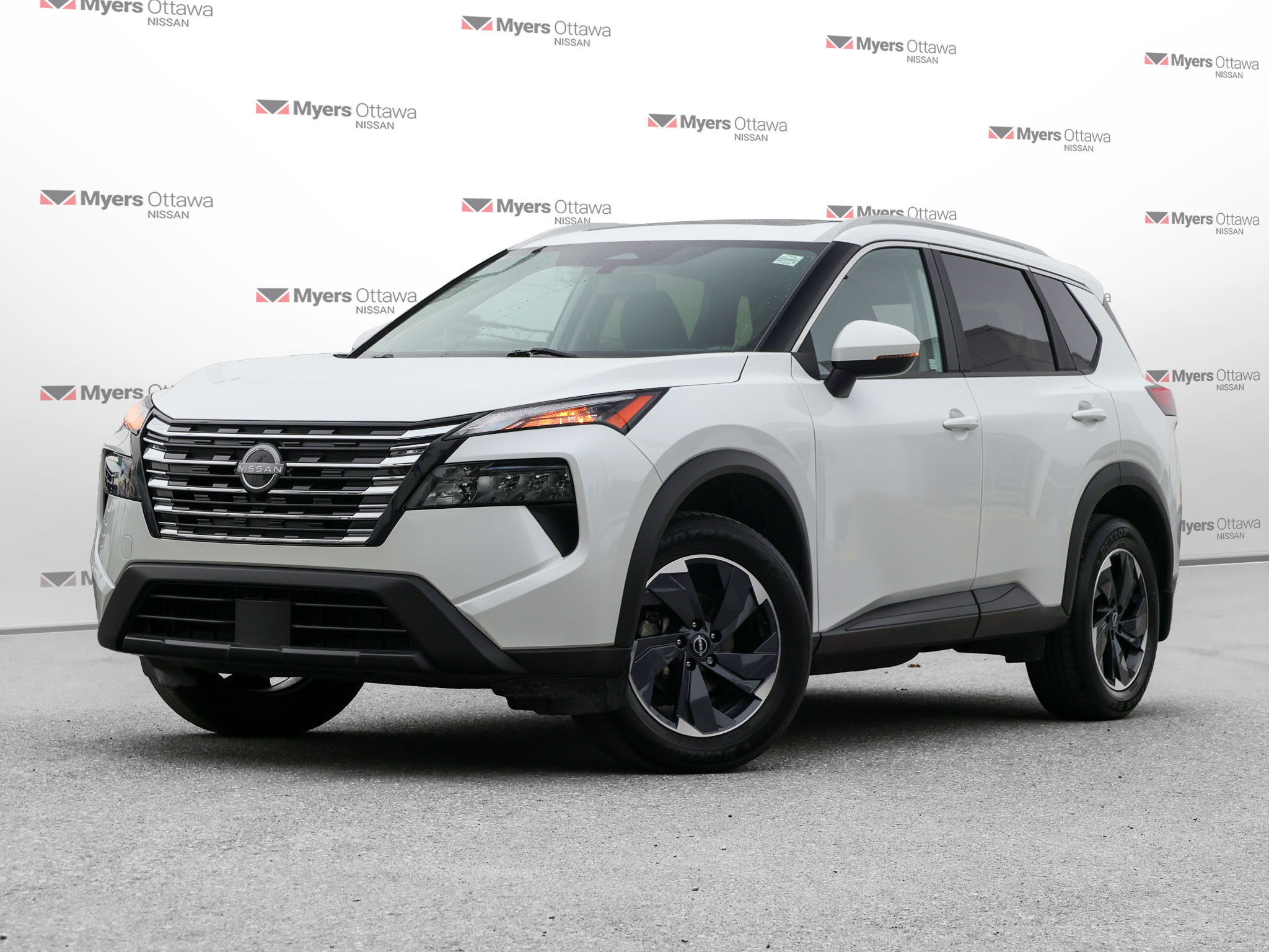 White 2024 Nissan Rogue SUV / Crossover Automatic
