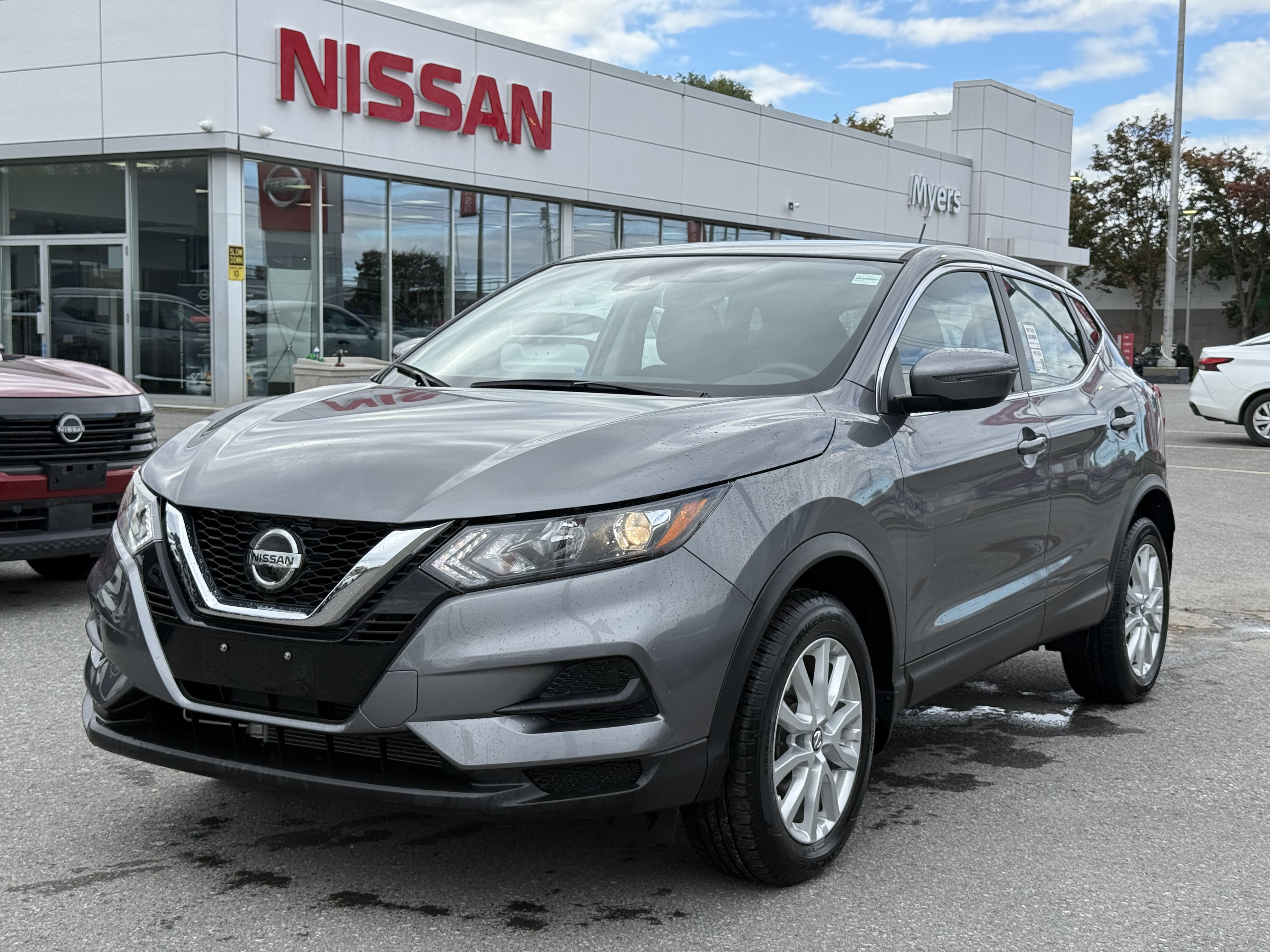 Gray 2023 Nissan Qashqai SUV / Crossover Automatic