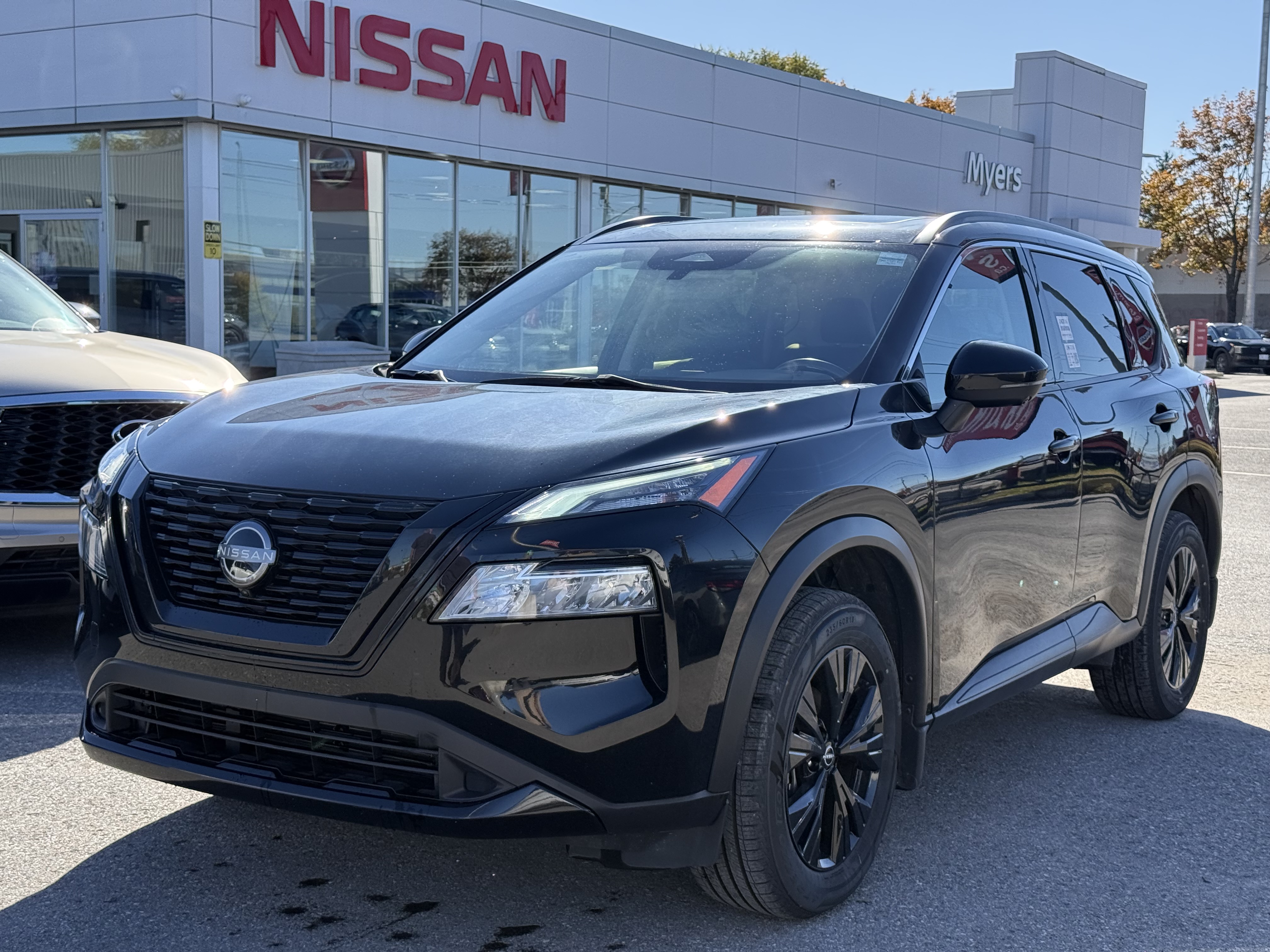Black 2023 Nissan Rogue SUV / Crossover Automatic