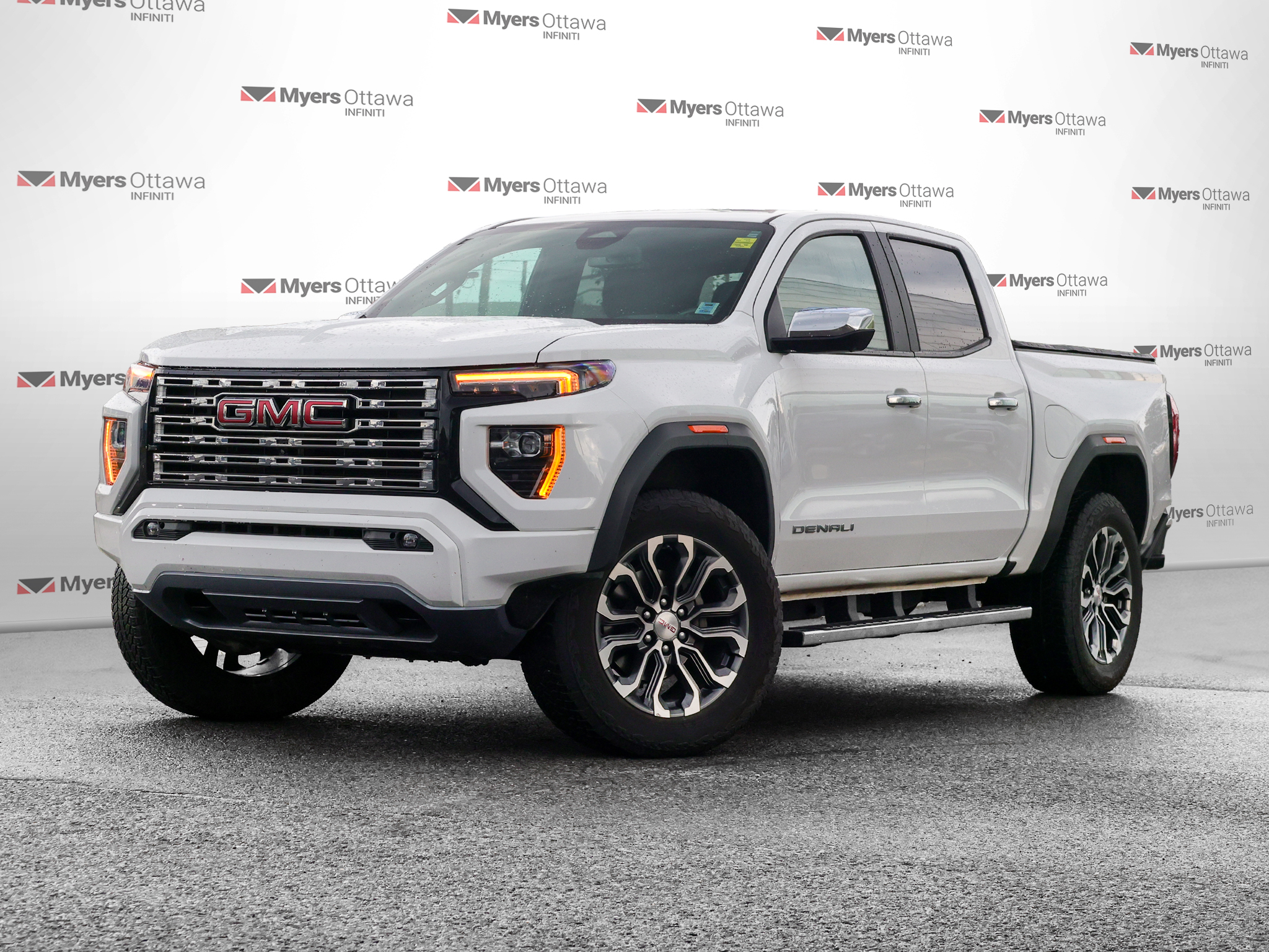 2025 GMC Canyon Denali Crew Cab 4WD