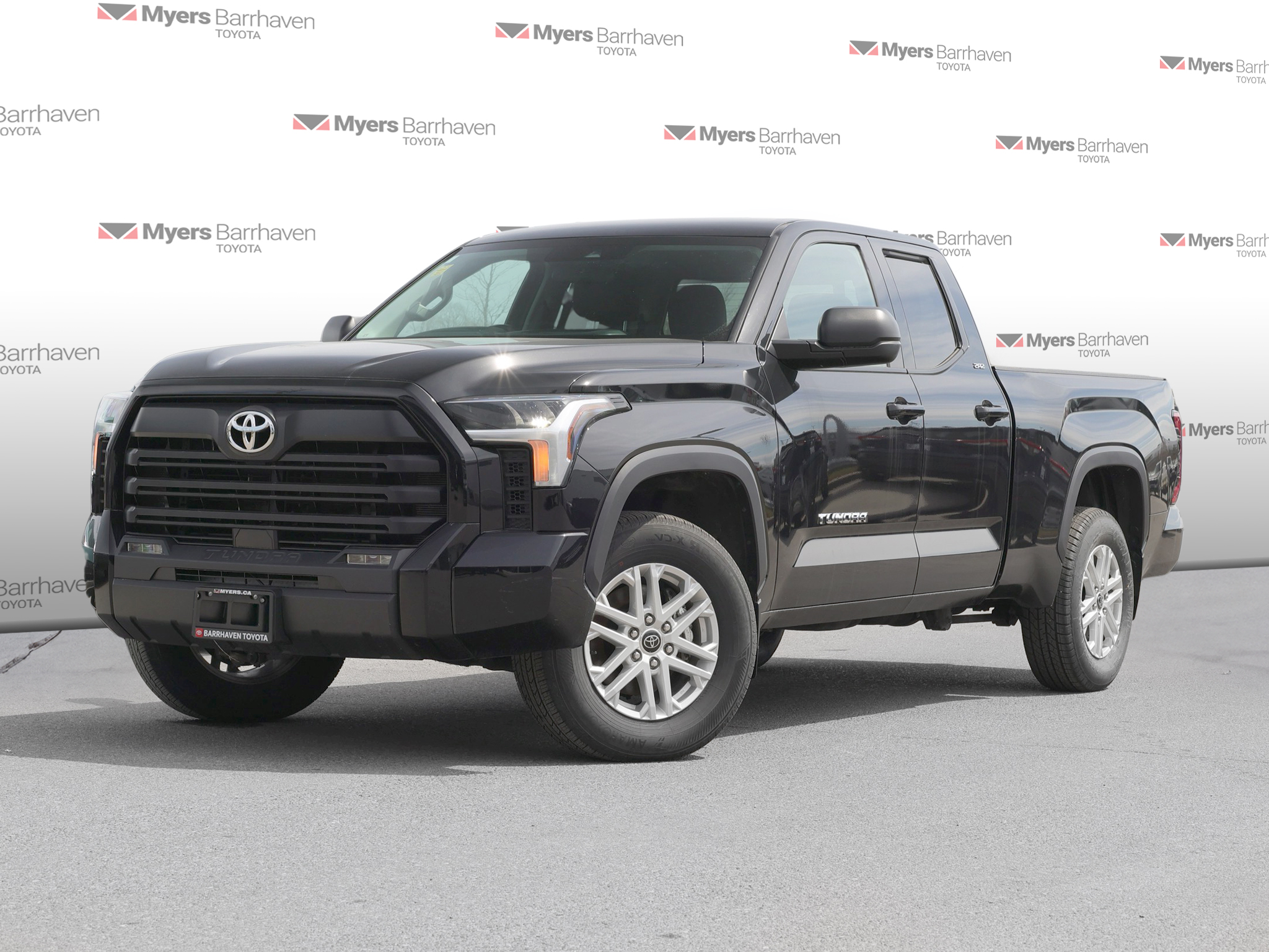 Toyota Tundra SR5 Double Cab 4WD 2024
