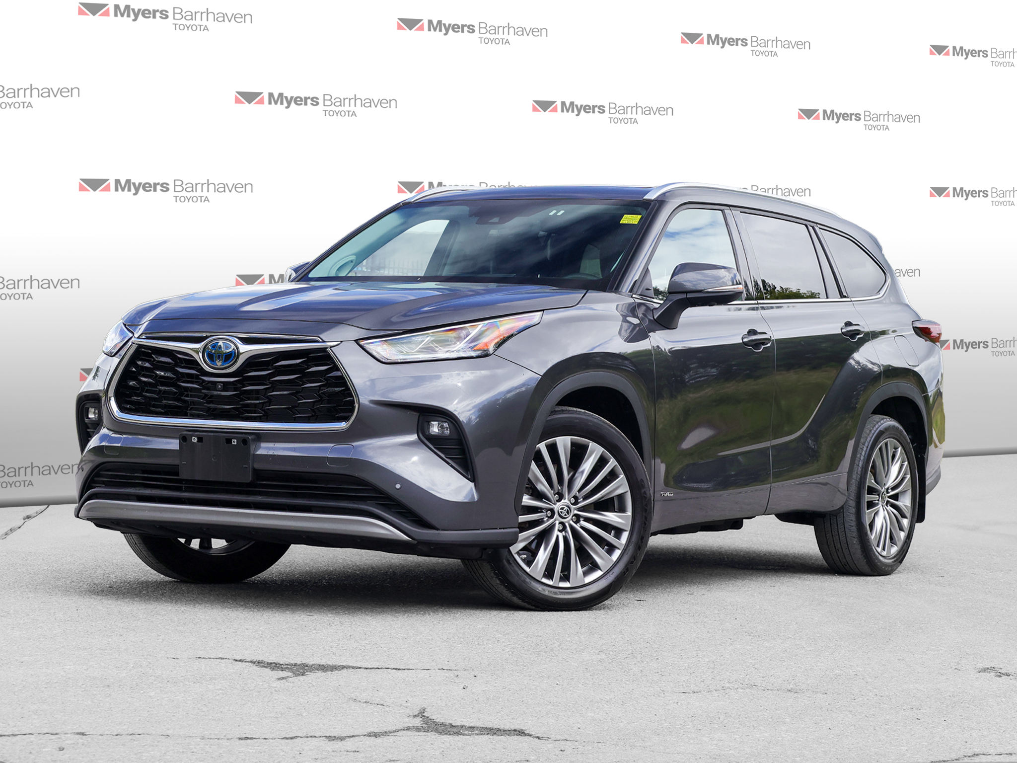 Gray (Magnetic Grey Metallic) 2024 Toyota Highlander Hybrid SUV / Crossover All-Wheel Drive Automatic