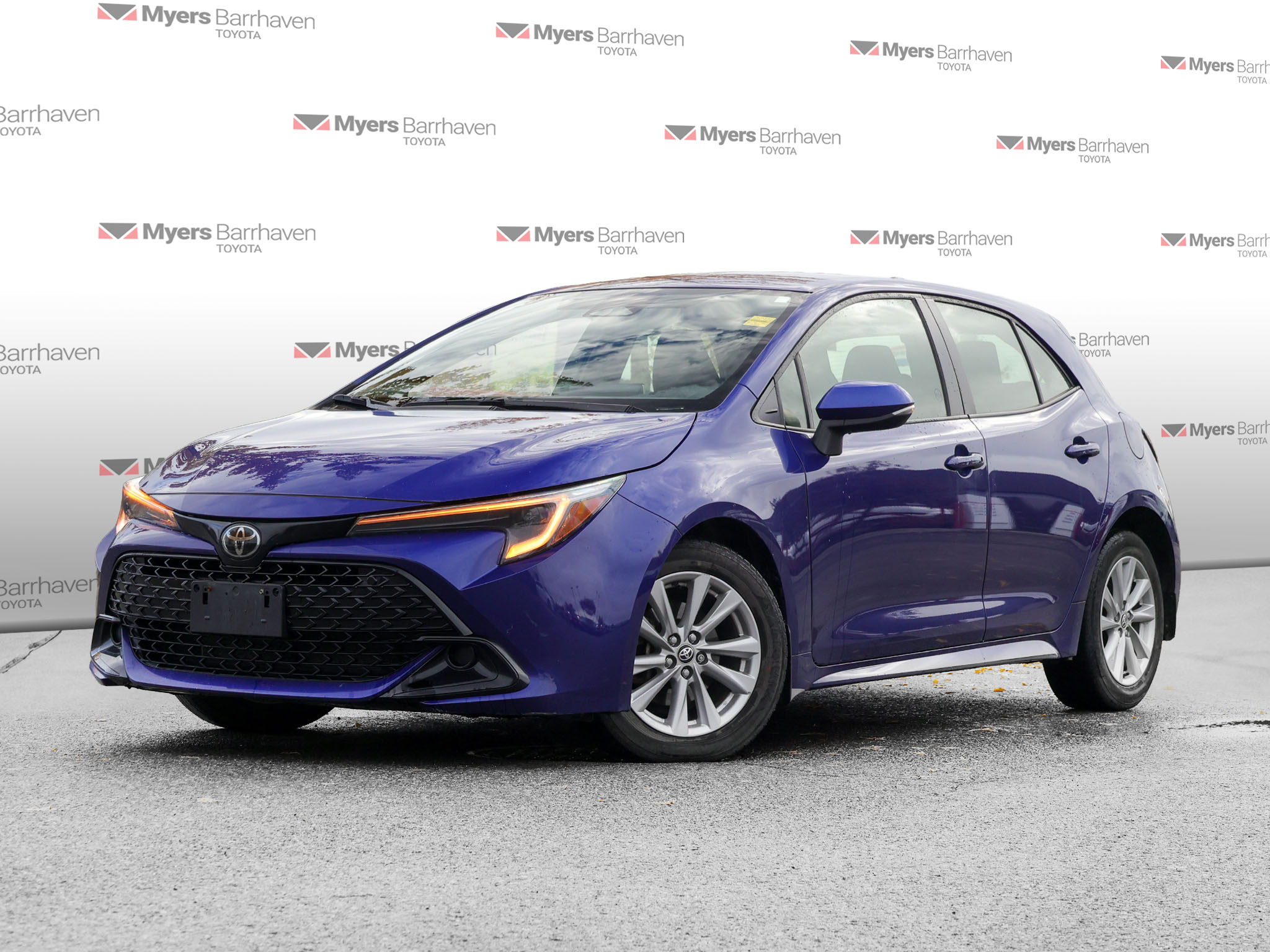 Blue Crush Meta 2024 Toyota Corolla Hatchback Hatchback Automatic