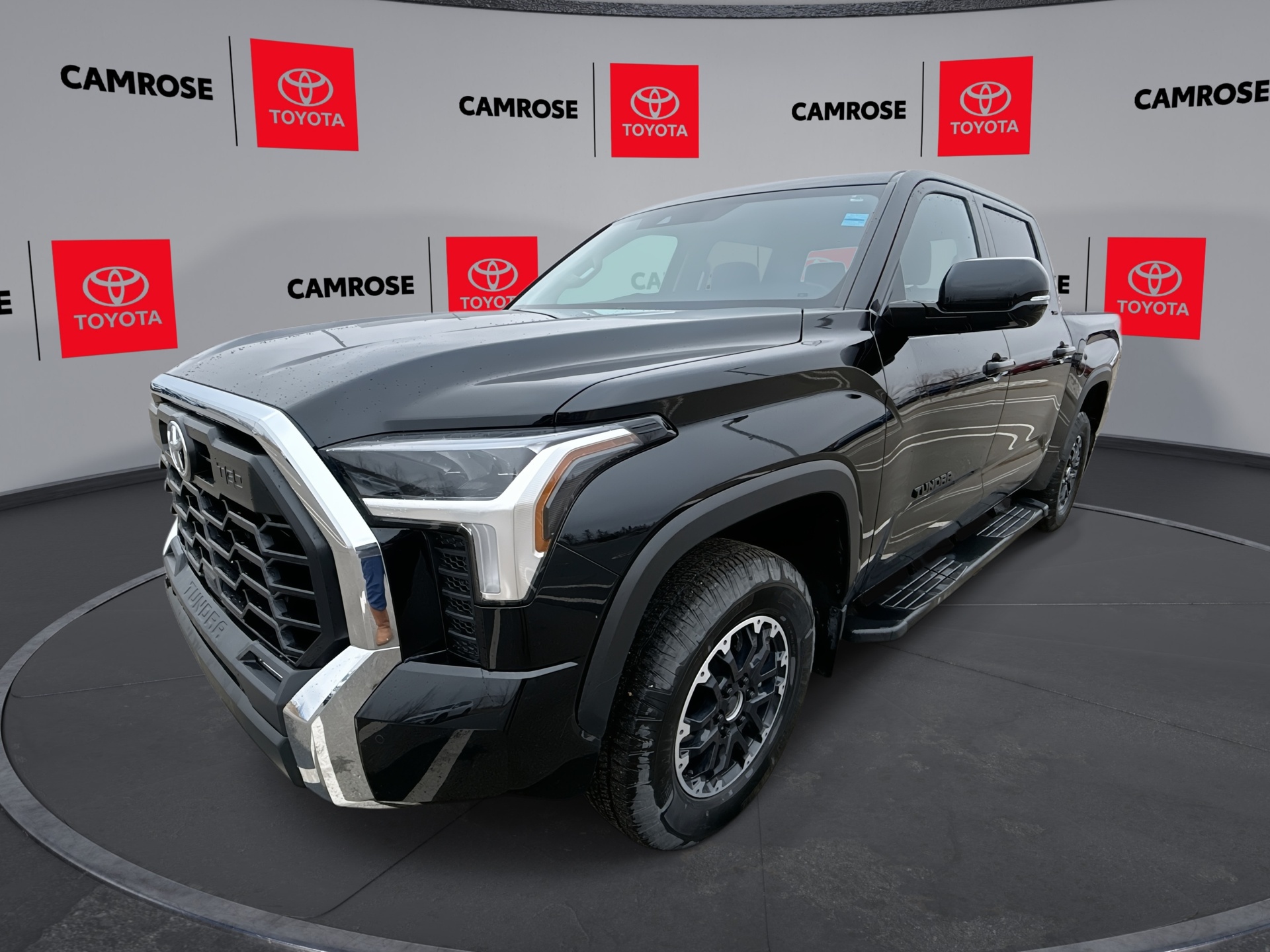 2024 Toyota Tundra SR CrewMax Cab 4WD