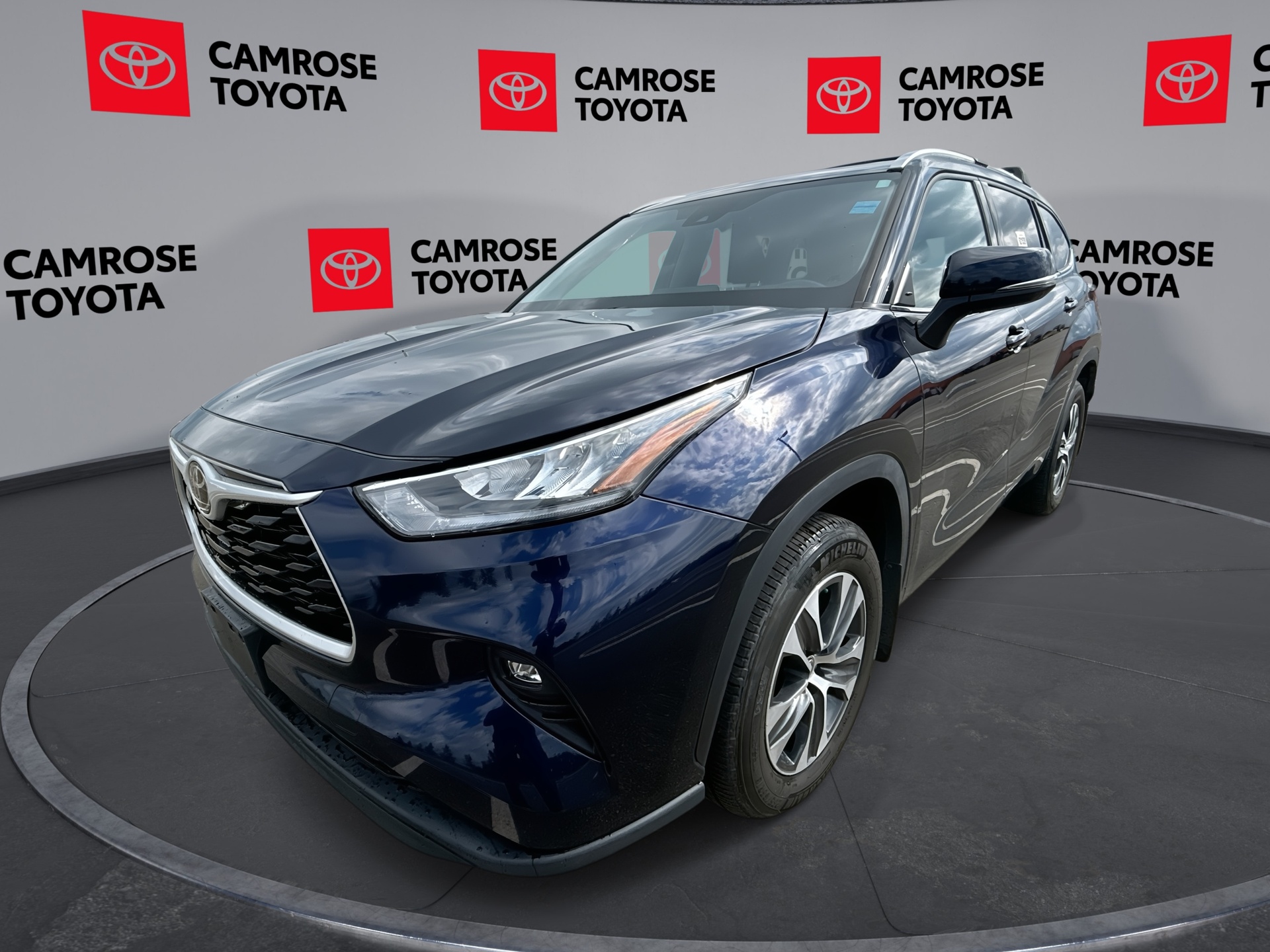 Blueprint 2022 Toyota Highlander SUV / Crossover All-Wheel Drive Automatic