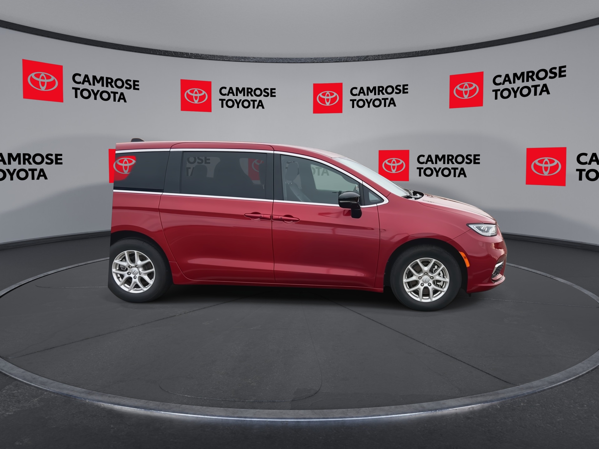 Red Hot Pearlcoat 2025 Chrysler Pacifica Minivan Front-Wheel Drive 9-Speed Automatic
