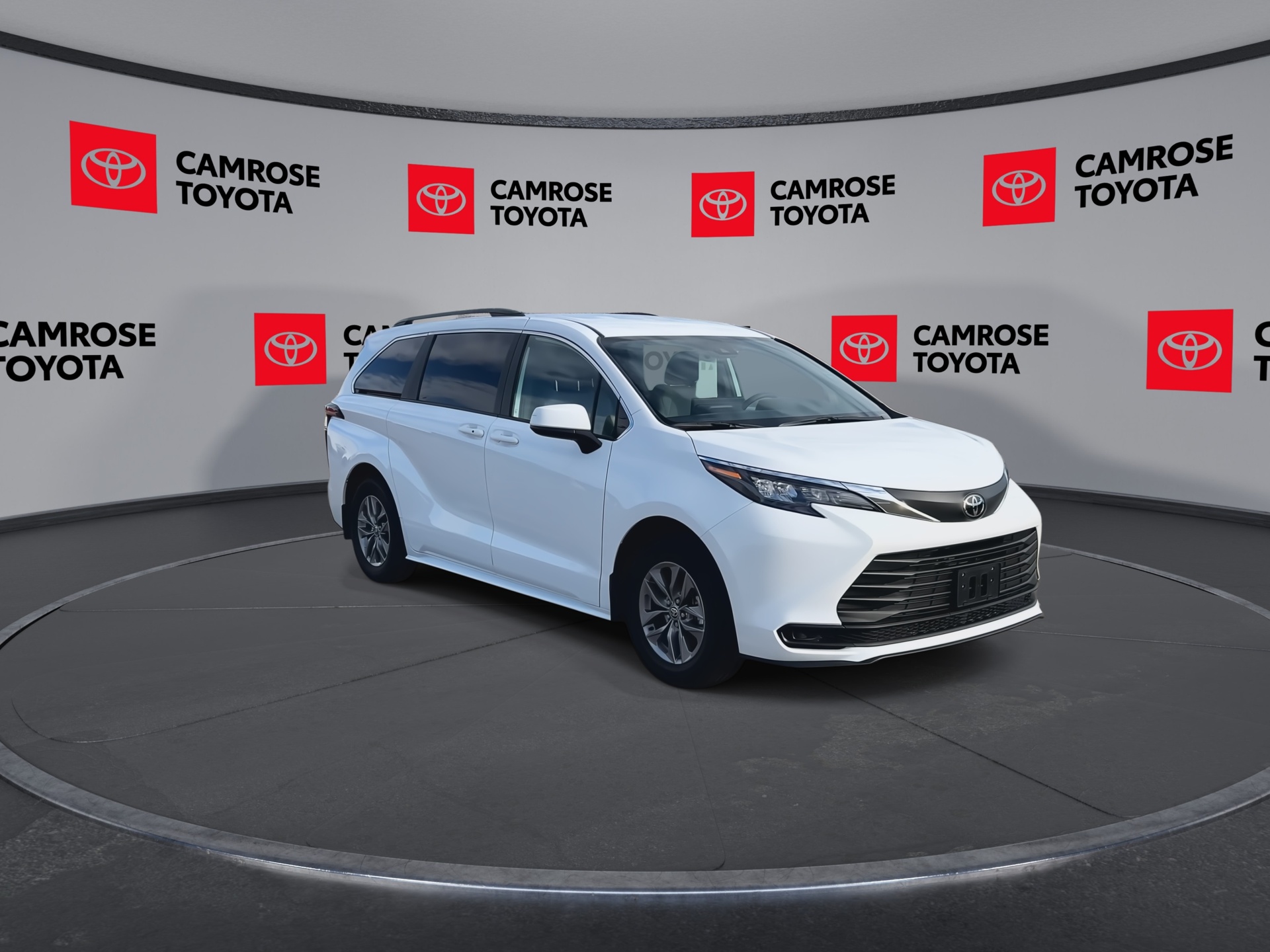 Alpine White 2026 Toyota Sienna Minivan Front-Wheel Drive Continuously Variable Transmission
