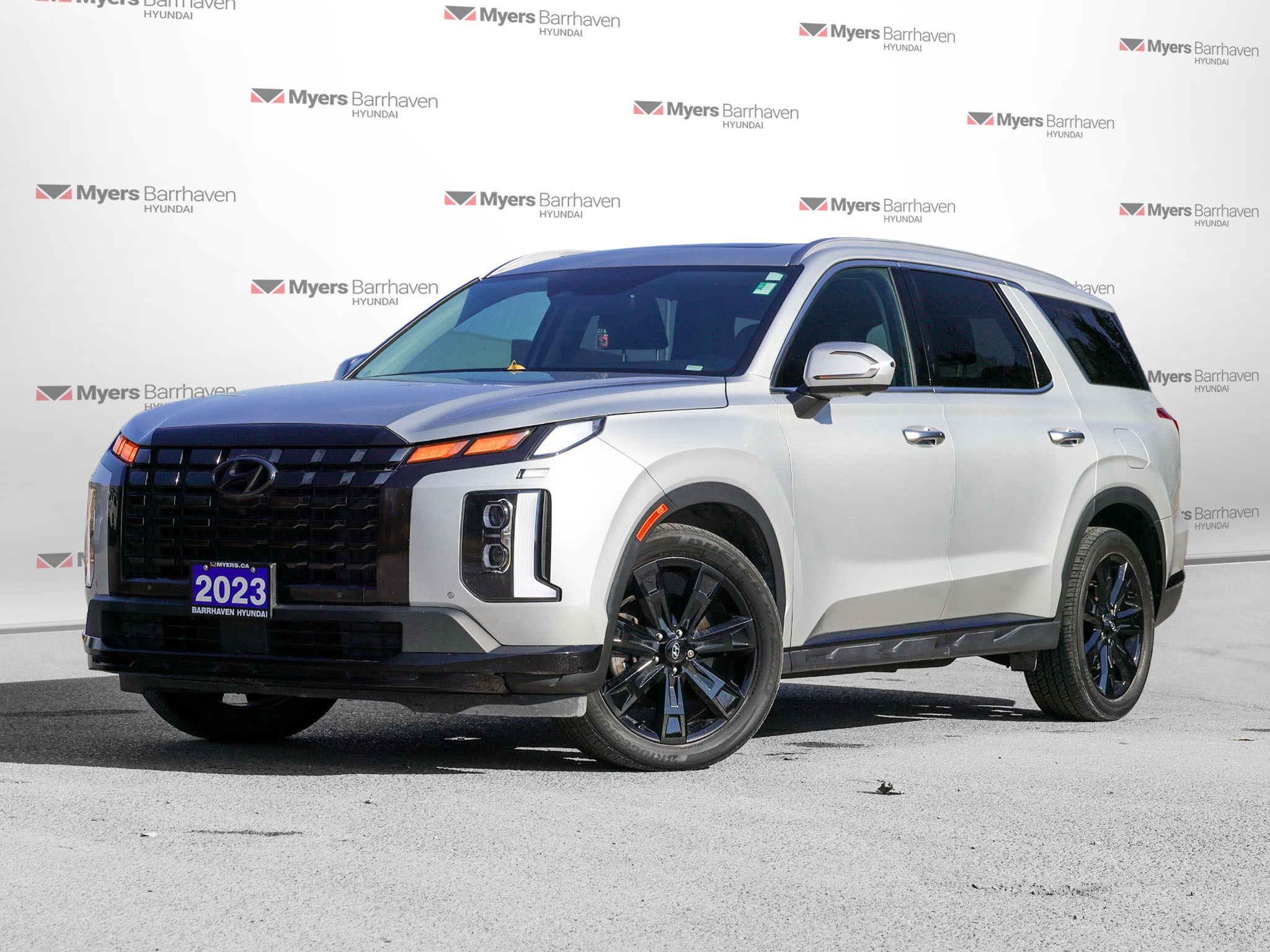 Silver 2023 Hyundai Palisade SUV / Crossover Automatic