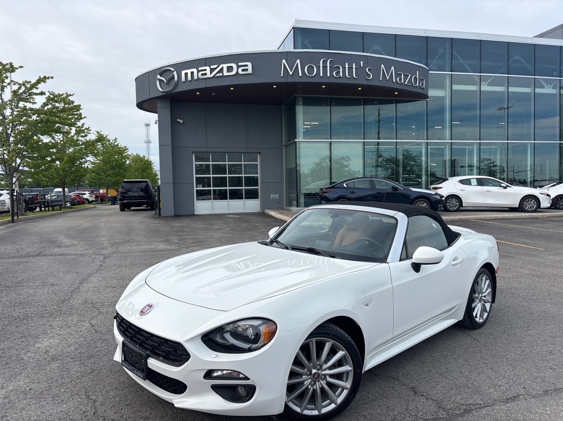 2017 FIAT 124 Spider Lusso RWD