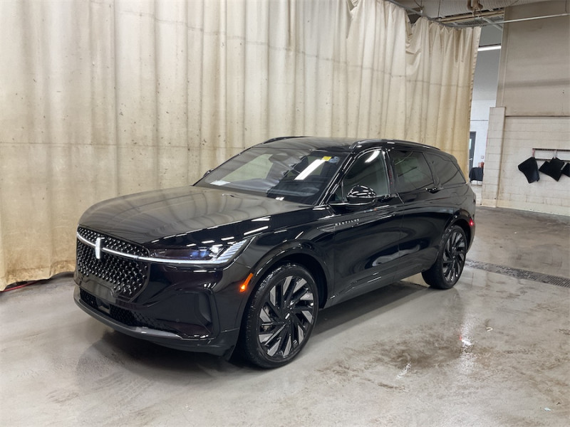 Infinite Black Metallic Clearcoat 2025 Lincoln Nautilus Reserve AWD SUV / Crossover All-Wheel Drive Automatic