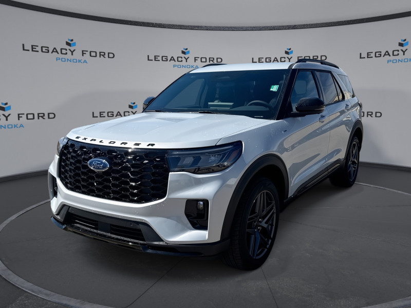 Space Silver 2026 Ford Explorer SUV / Crossover All-Wheel Drive Automatic