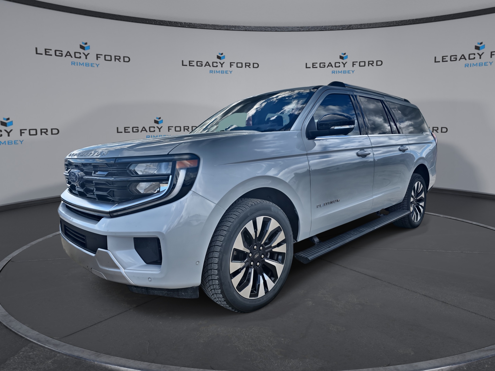 Space Silver 2025 Ford Expedition SUV / Crossover Four-Wheel Drive Automatic