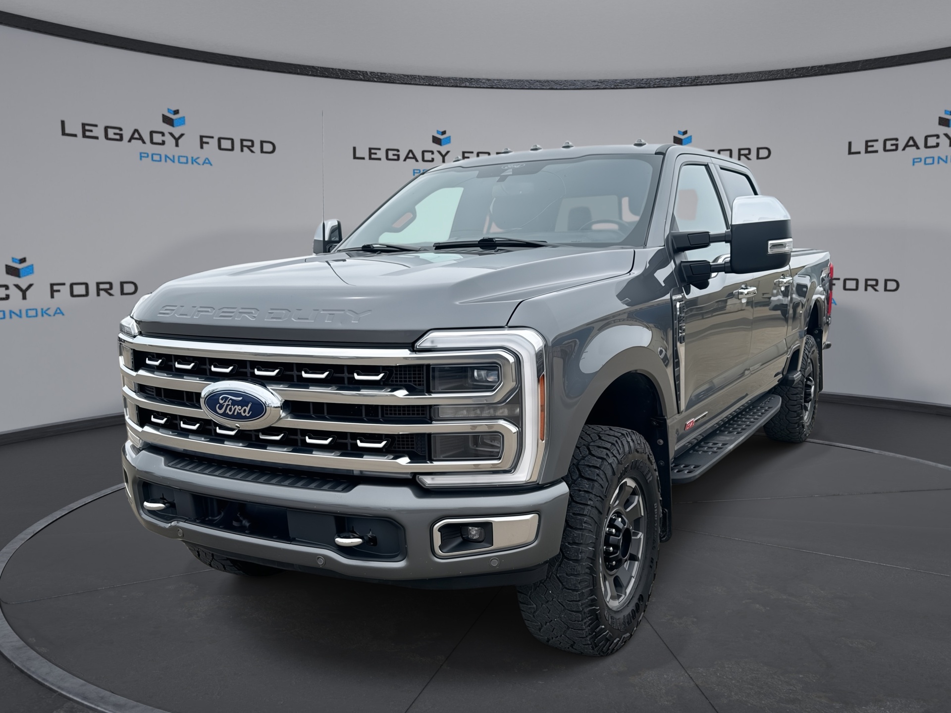Gray (Carbonized Grey Metallic) 2024 Ford F-350 Super Duty Platinum Crew Cab 4WD Pickup Truck Four-Wheel Drive Automatic