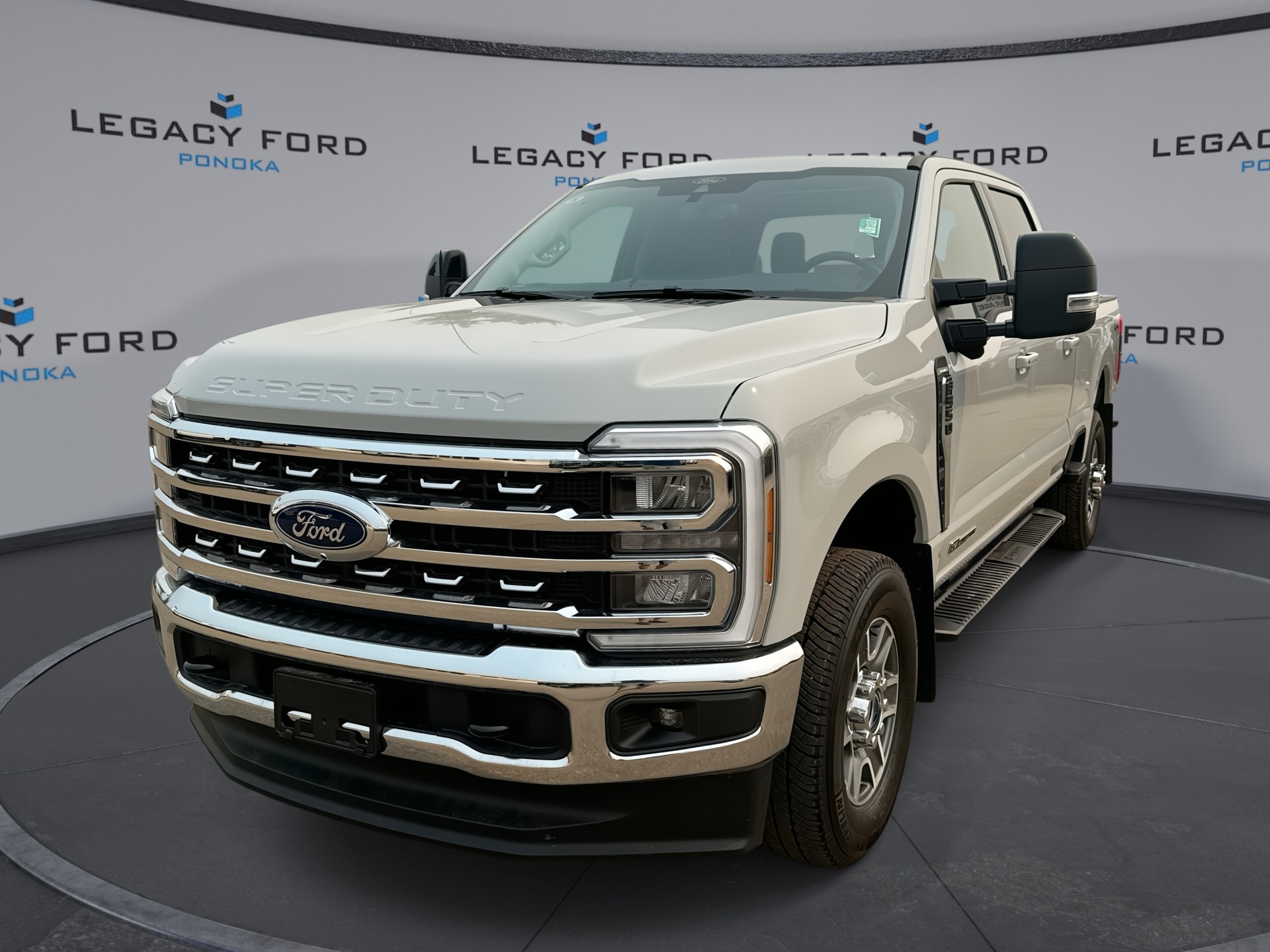 Avalanche 2026 Ford F-350 Super Duty Pickup Truck Four-Wheel Drive Automatic