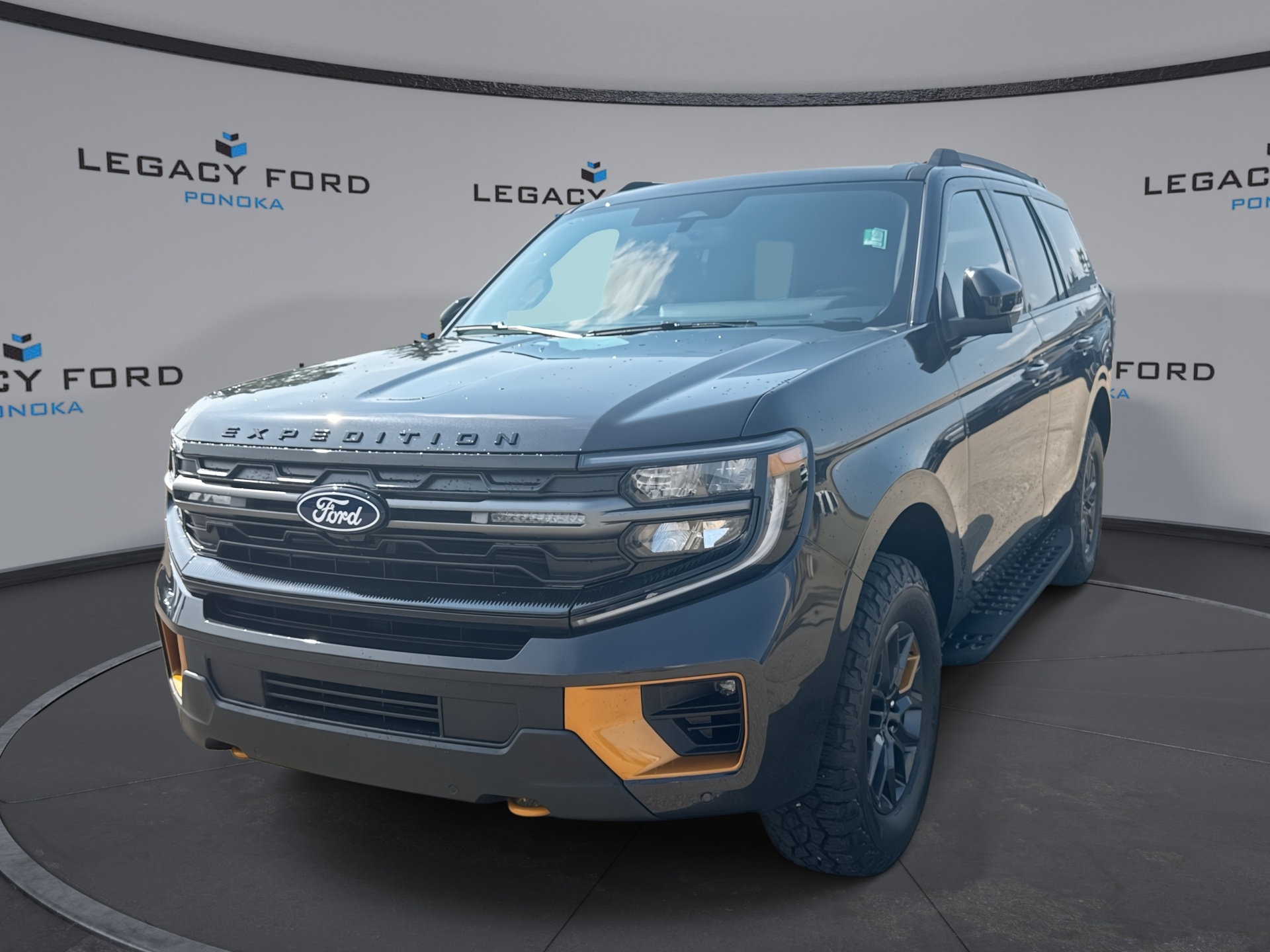 Dark Matter Gray Metallic 2027 Ford Expedition SUV / Crossover Four-Wheel Drive Automatic