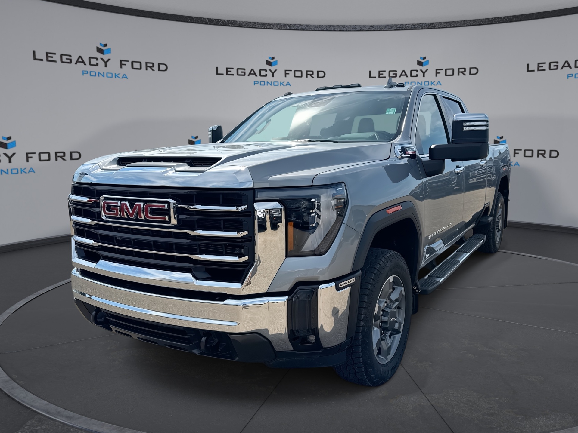 2026 GMC Sierra 2500HD SLT Crew Cab 4WD