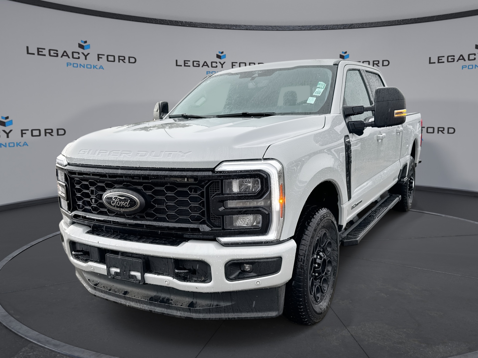 Avalanche 2026 Ford F-350 Super Duty Pickup Truck Four-Wheel Drive Automatic