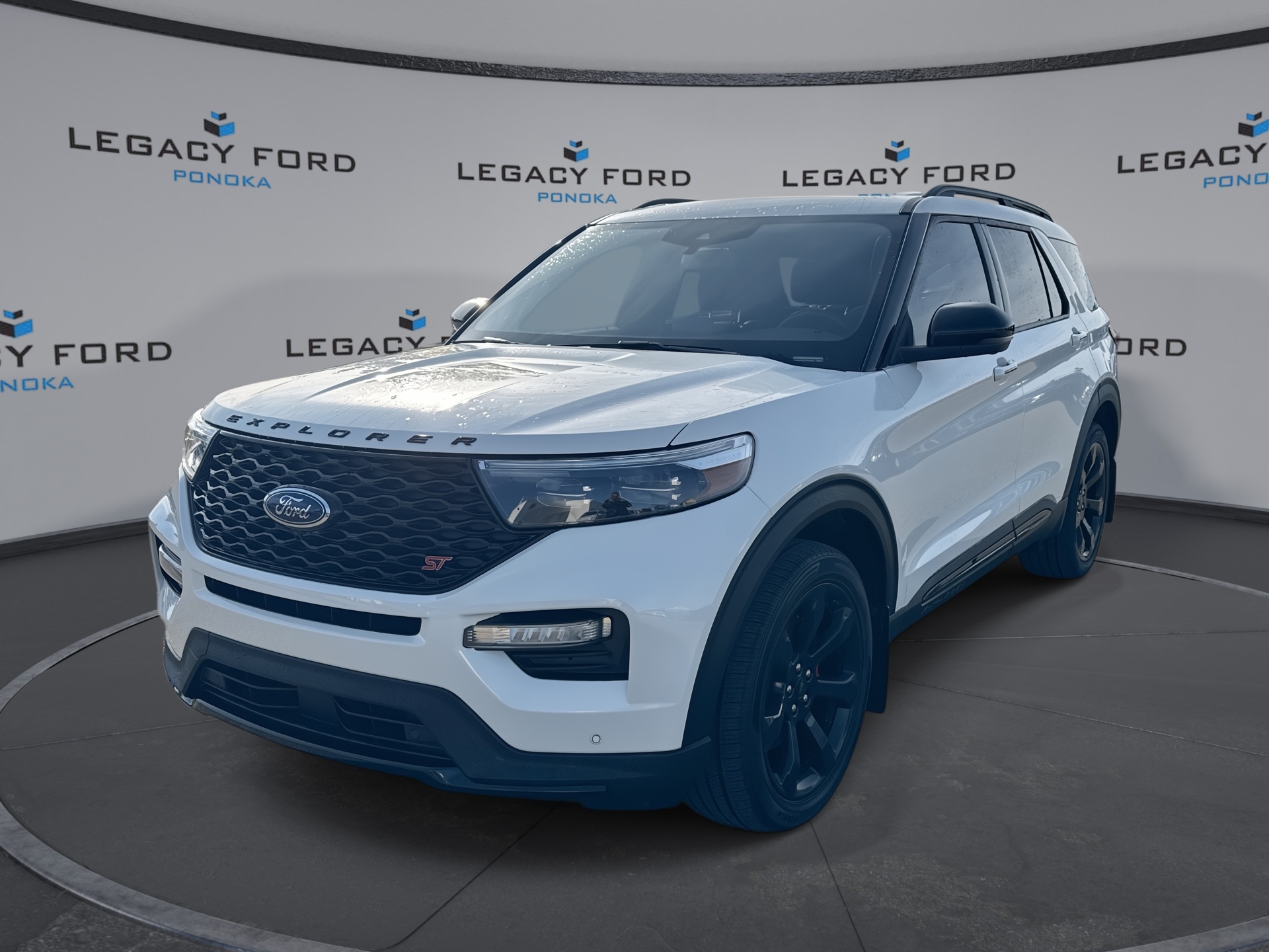 Star White Metallic Tri-Coat 2023 Ford Explorer SUV / Crossover All-Wheel Drive Automatic