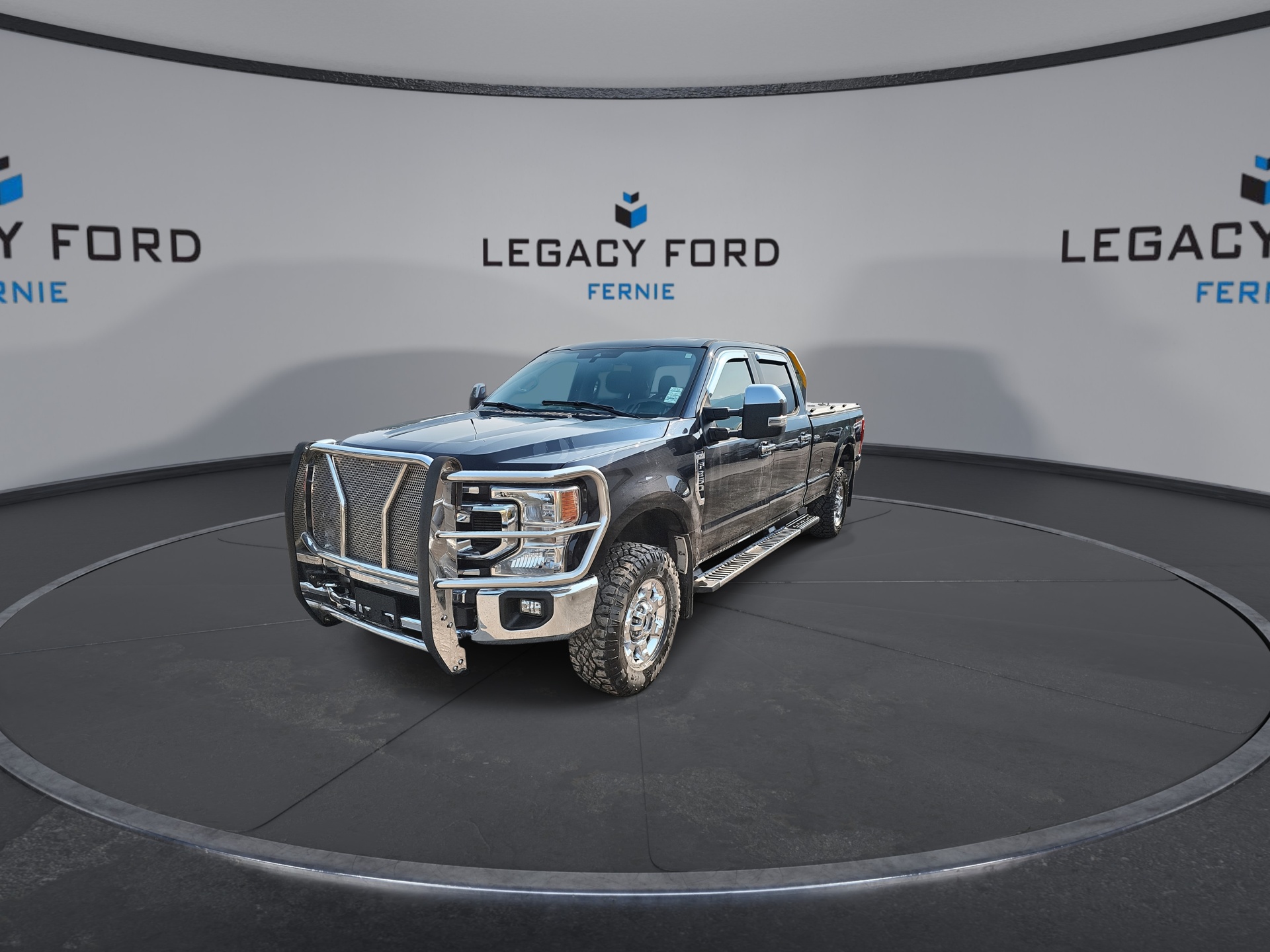 2021 Ford F-350 Super Duty XLT Crew Cab 4WD