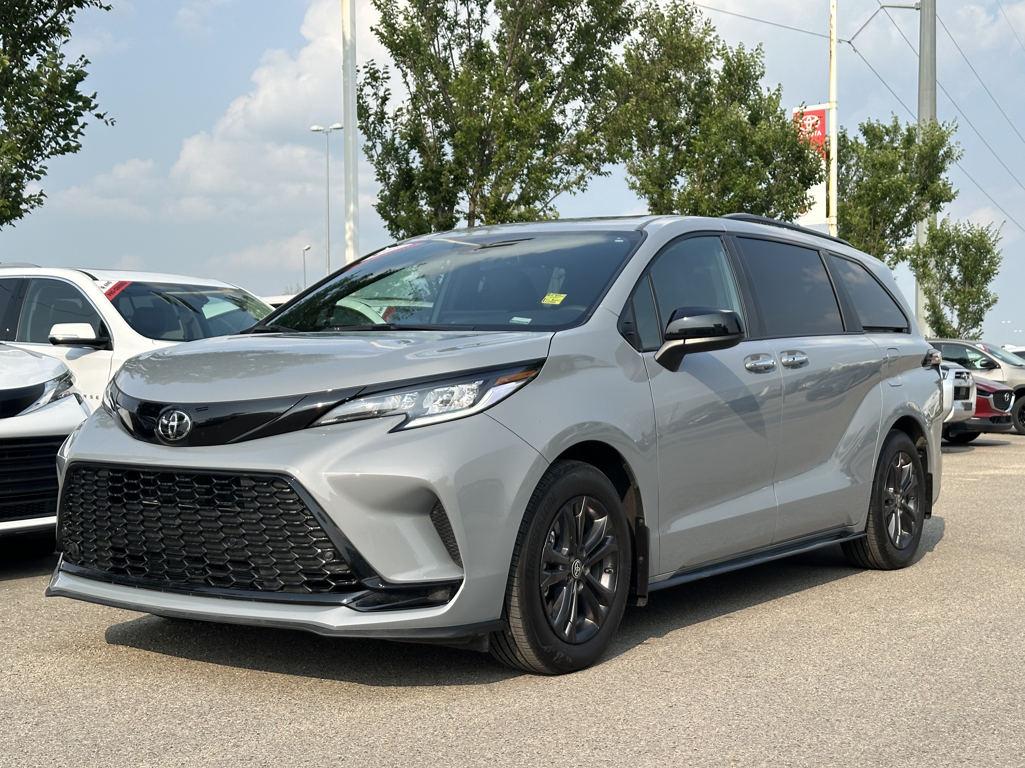 2026 Toyota Sienna XSE 7-Passenger AWD