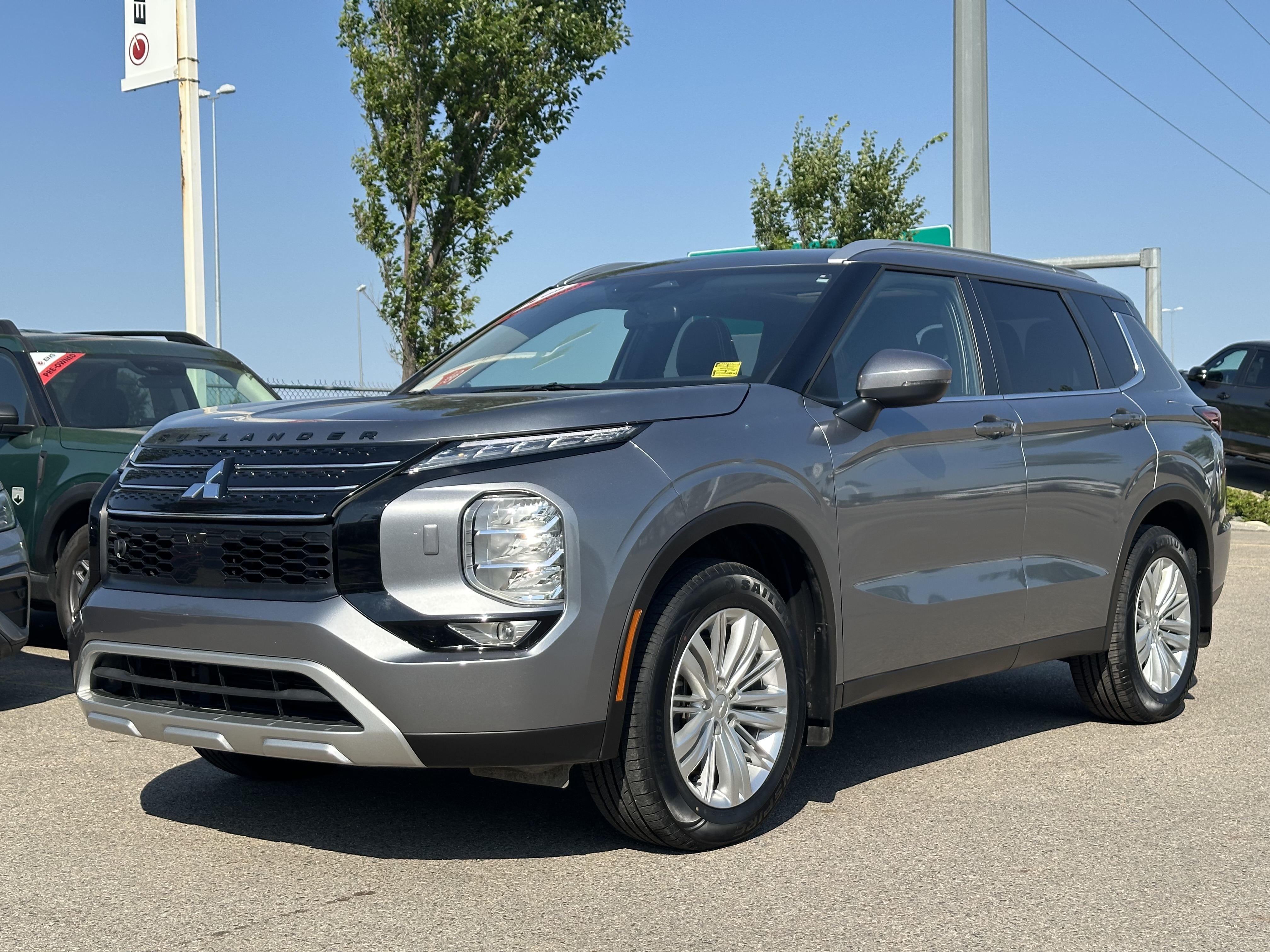 2024 Mitsubishi Outlander SUV / Crossover Automatic