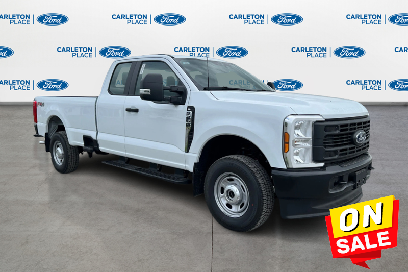 Oxford White 2026 Ford F-250 Super Duty XL SuperCab 4WD Pickup Truck Four-Wheel Drive Automatic