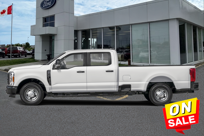2027 Ford F-250 Super Duty XLT Crew Cab 4WD