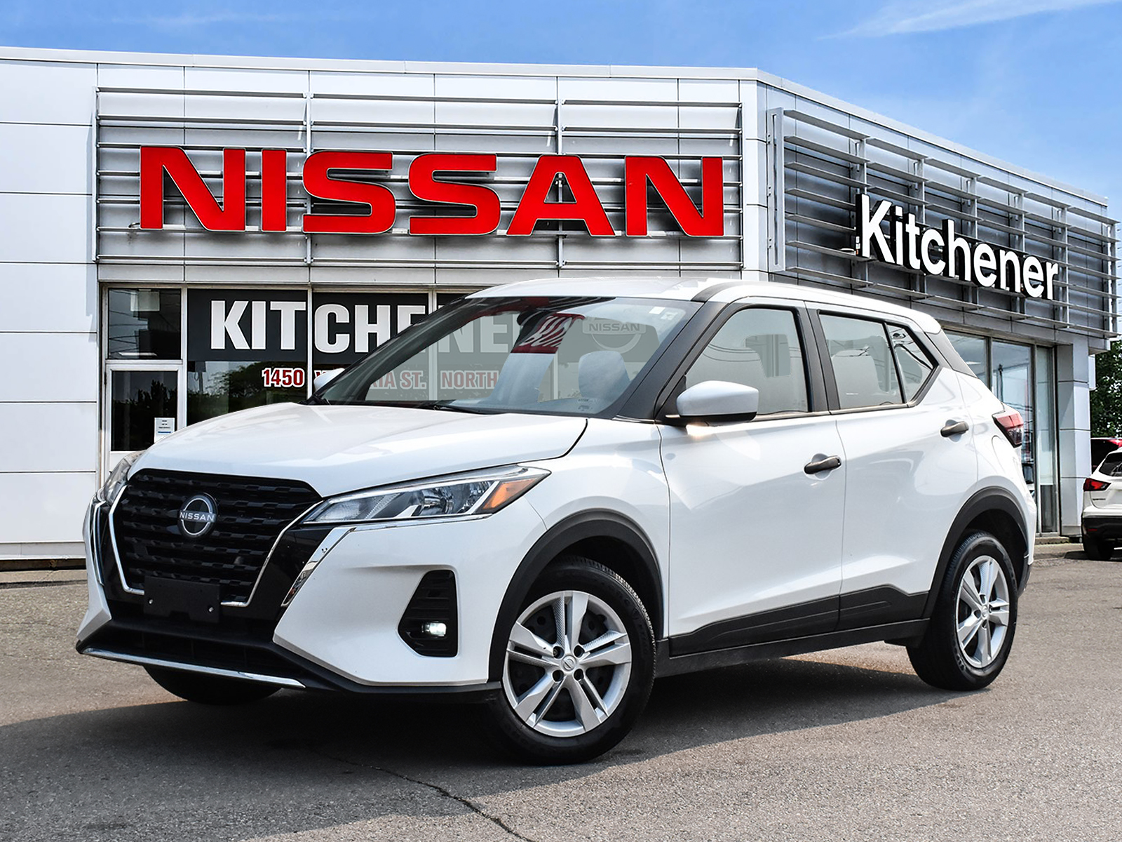 White (Fresh Powder) 2024 Nissan Kicks SUV / Crossover Front-Wheel Drive Automatic