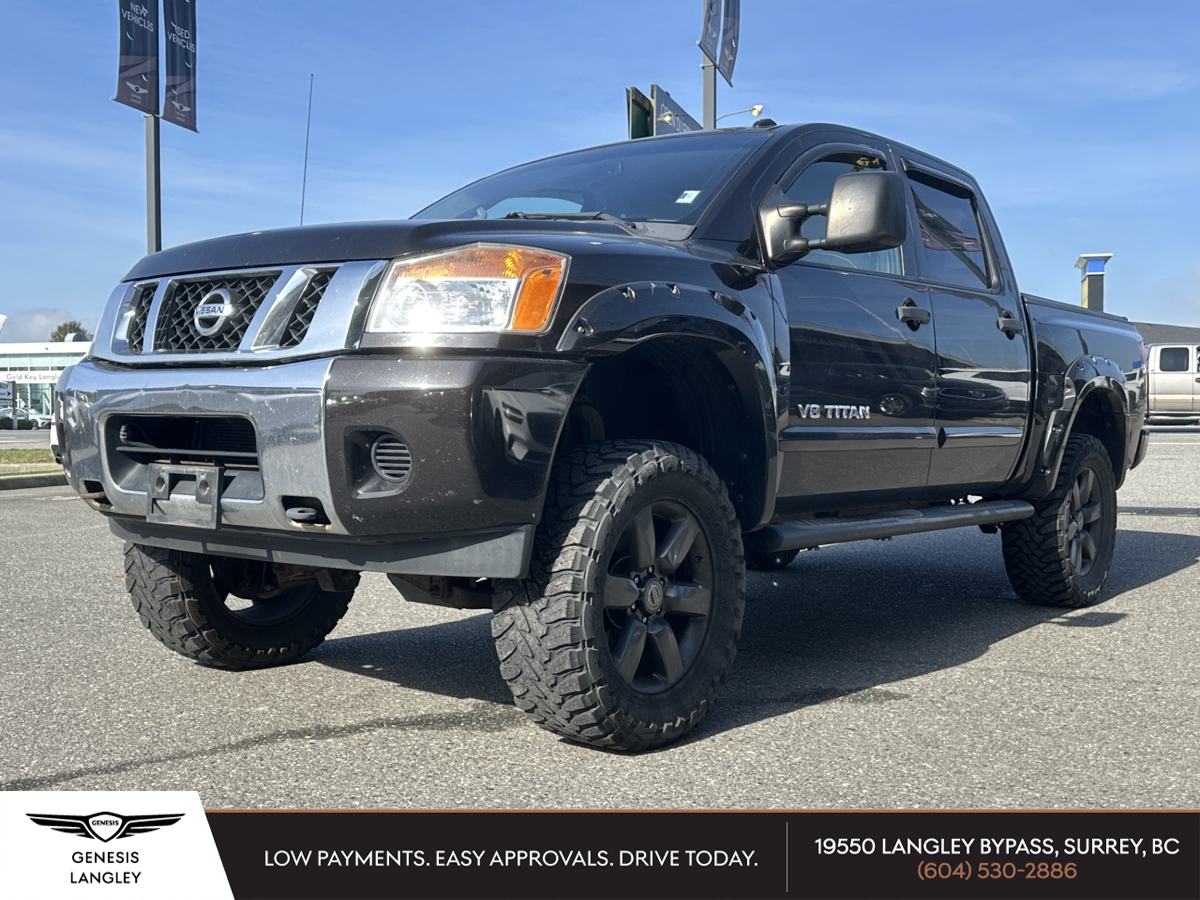 2013 Nissan Titan Pickup Truck Four-Wheel Drive Automatic