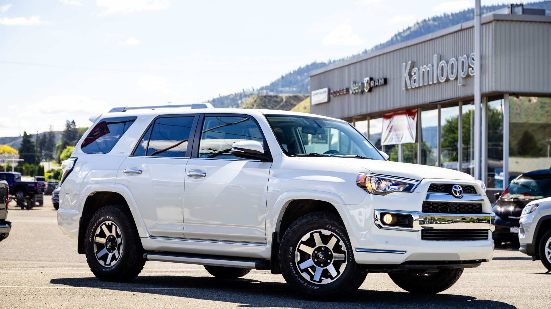 White 2018 Toyota 4Runner SUV / Crossover All-Wheel Drive Automatic