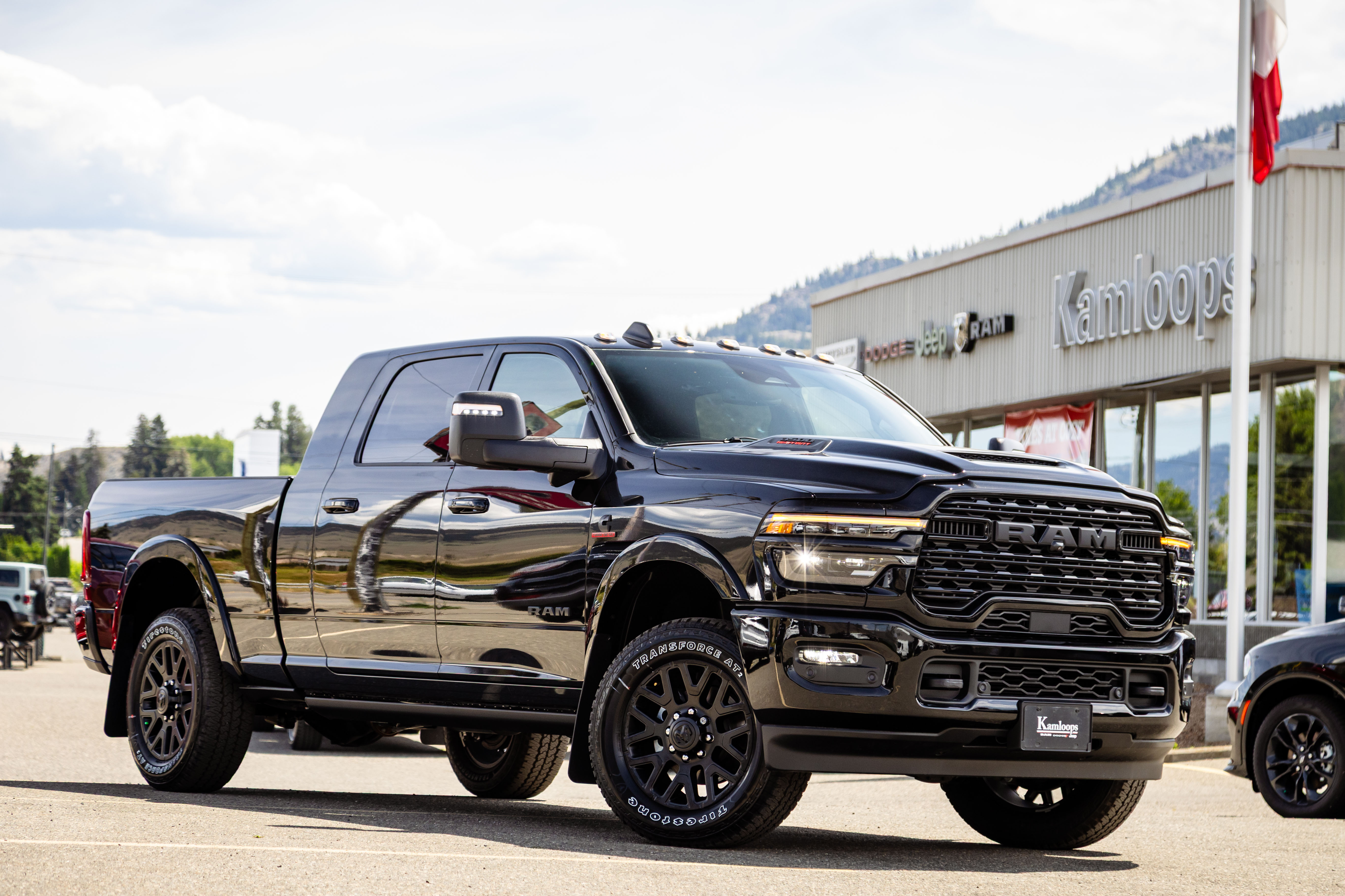 Diamond Black Crystal Pearlcoat 2026 RAM 3500 Pickup Truck Four-Wheel Drive Automatic