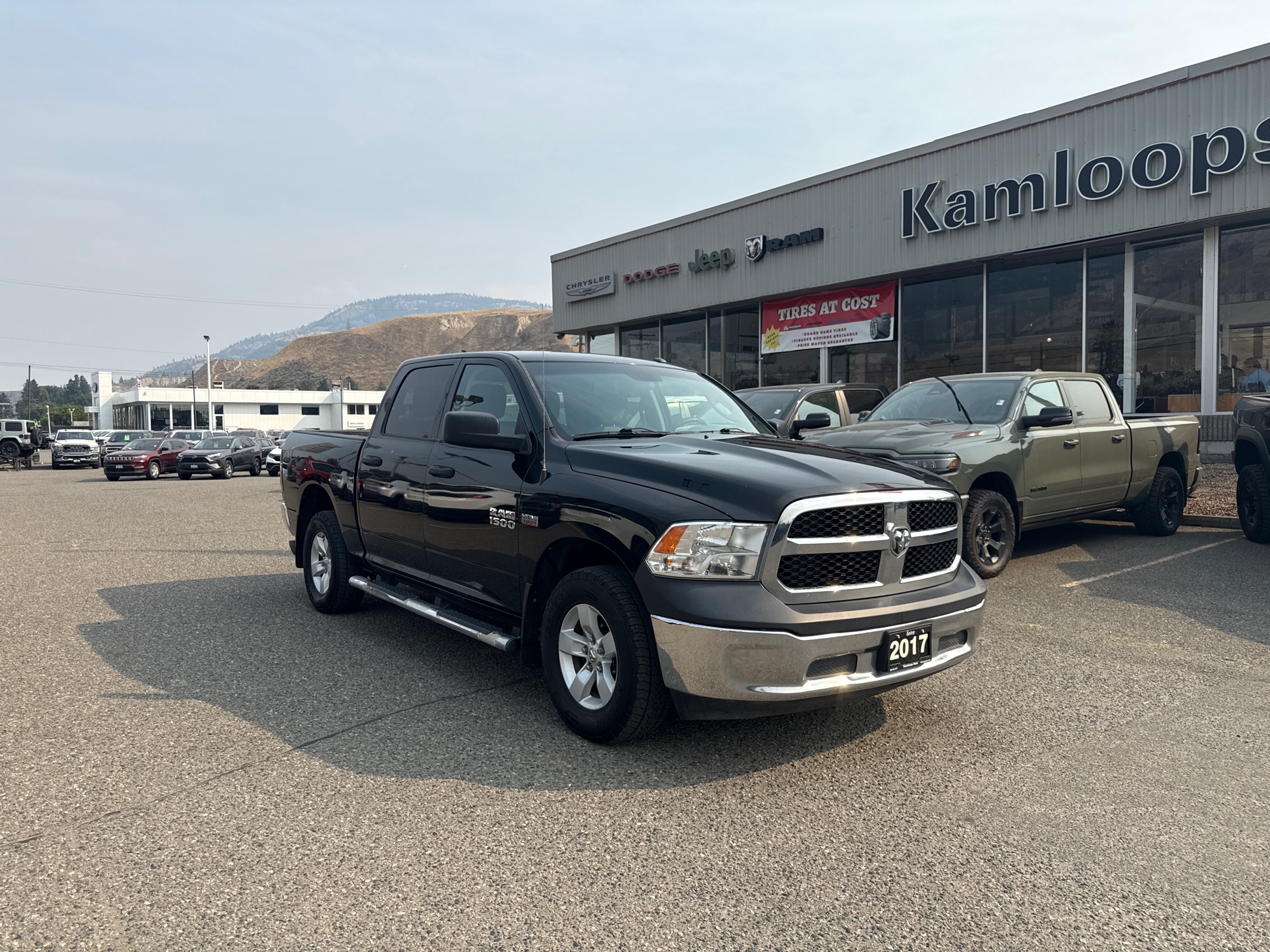 Brilliant Black Crystal Pearl Coat 2017 RAM 1500 Pickup Truck Automatic