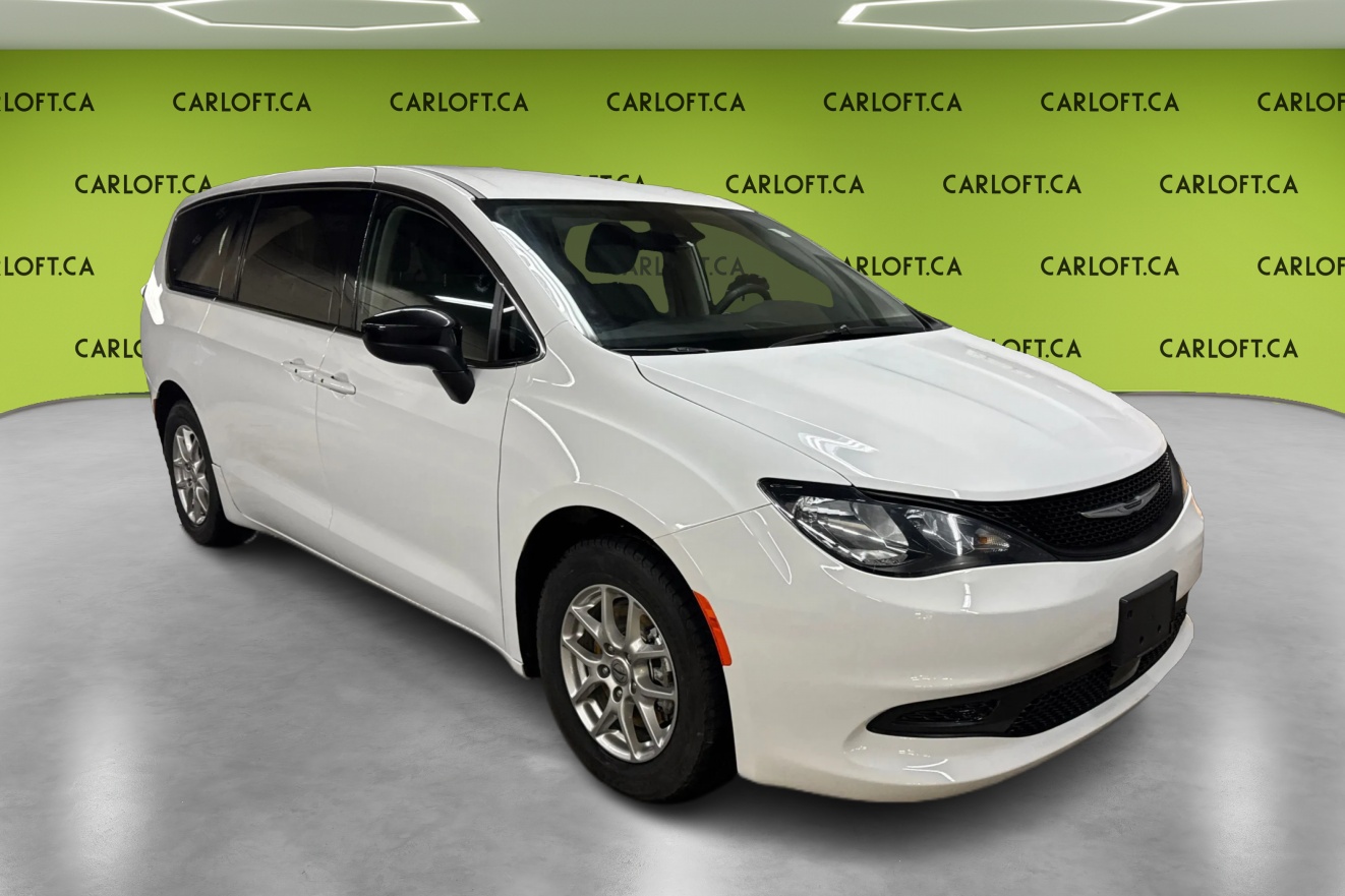 White 2024 Chrysler Grand Caravan SXT FWD Minivan Automatic