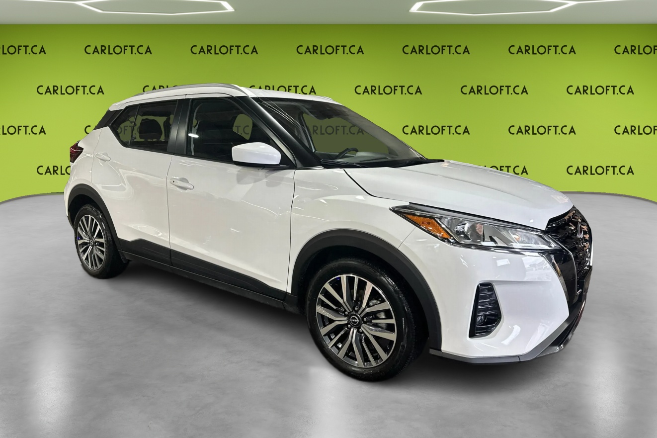 White 2025 Nissan Kicks SV FWD SUV / Crossover Front-Wheel Drive Automatic