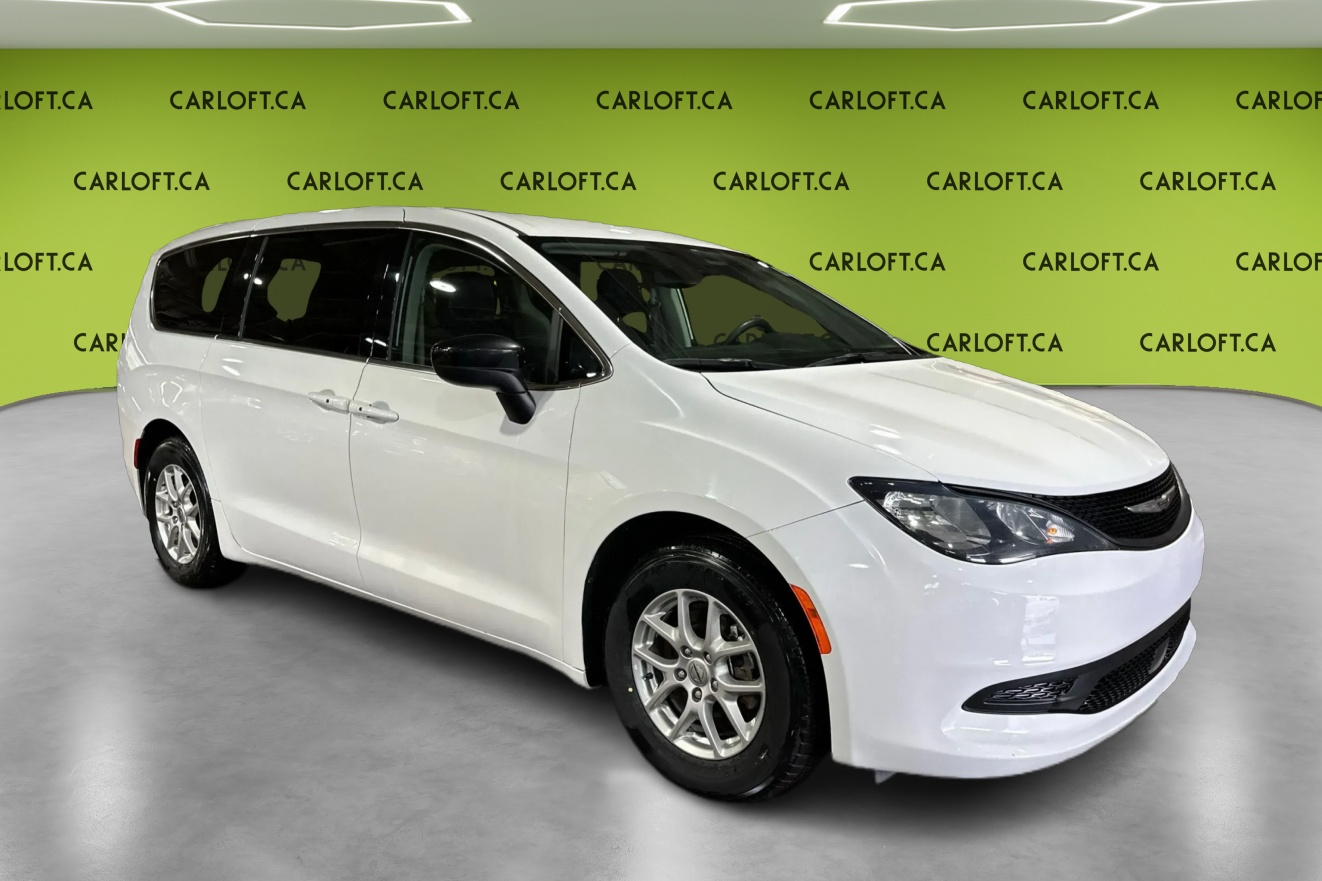 White 2024 Chrysler Grand Caravan Minivan  Automatic