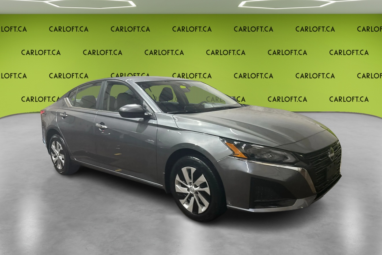 Silver 2025 Nissan Altima Sedan Automatic