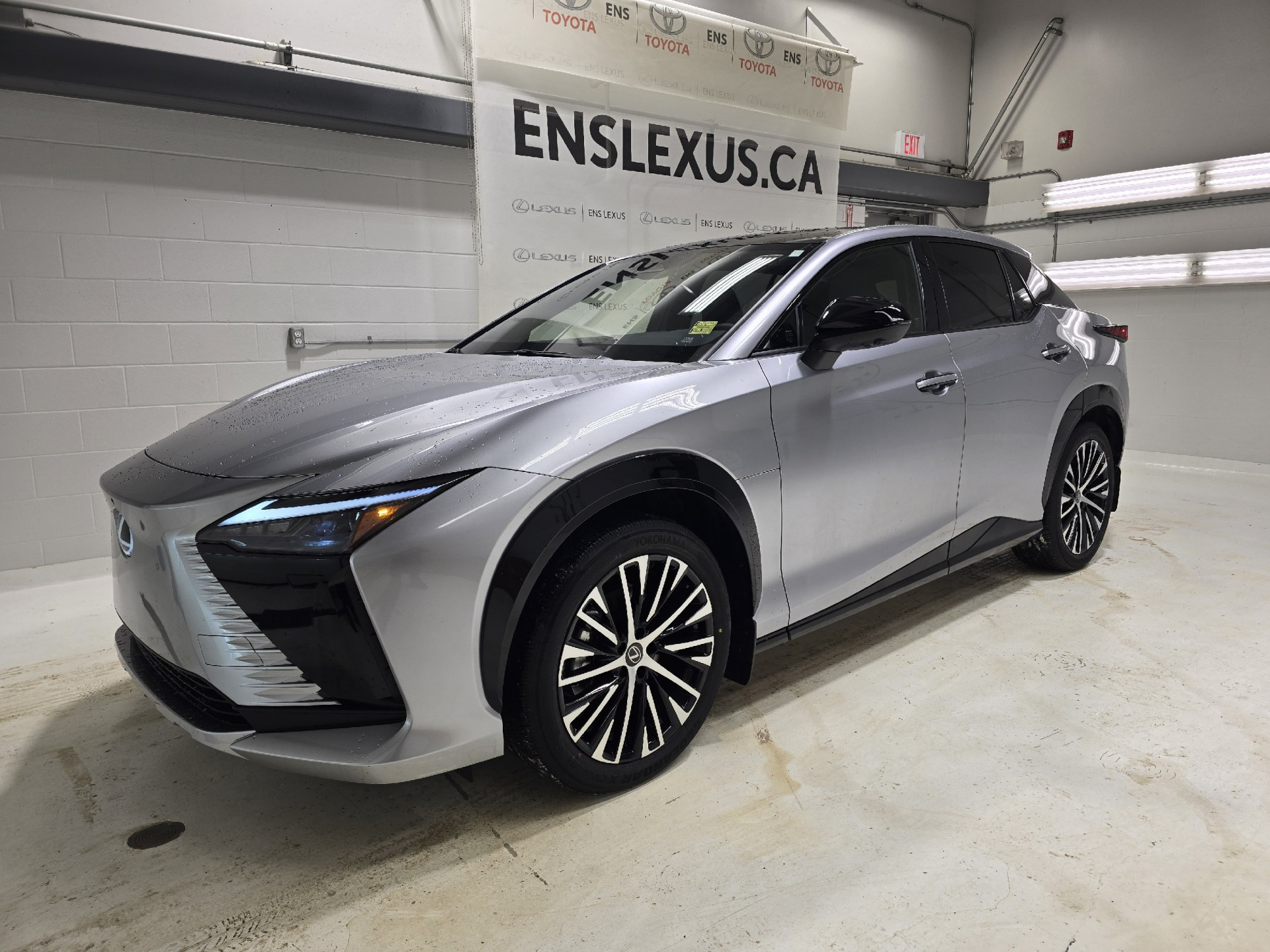 Iridium 2026 Lexus RZ 450e Luxury AWD SUV / Crossover All-Wheel Drive Automatic
