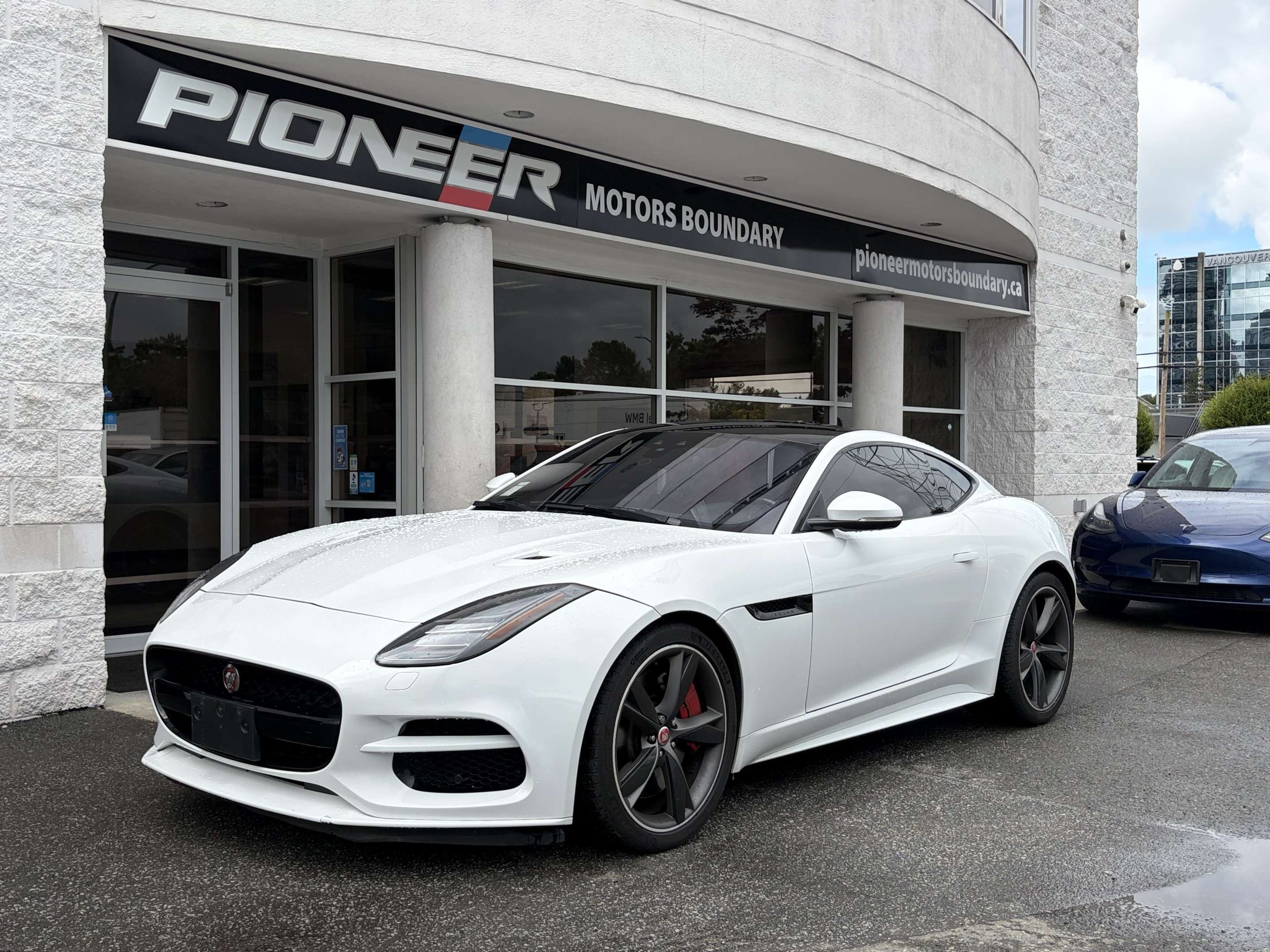 2019 Jaguar F-TYPE R Coupe AWD
