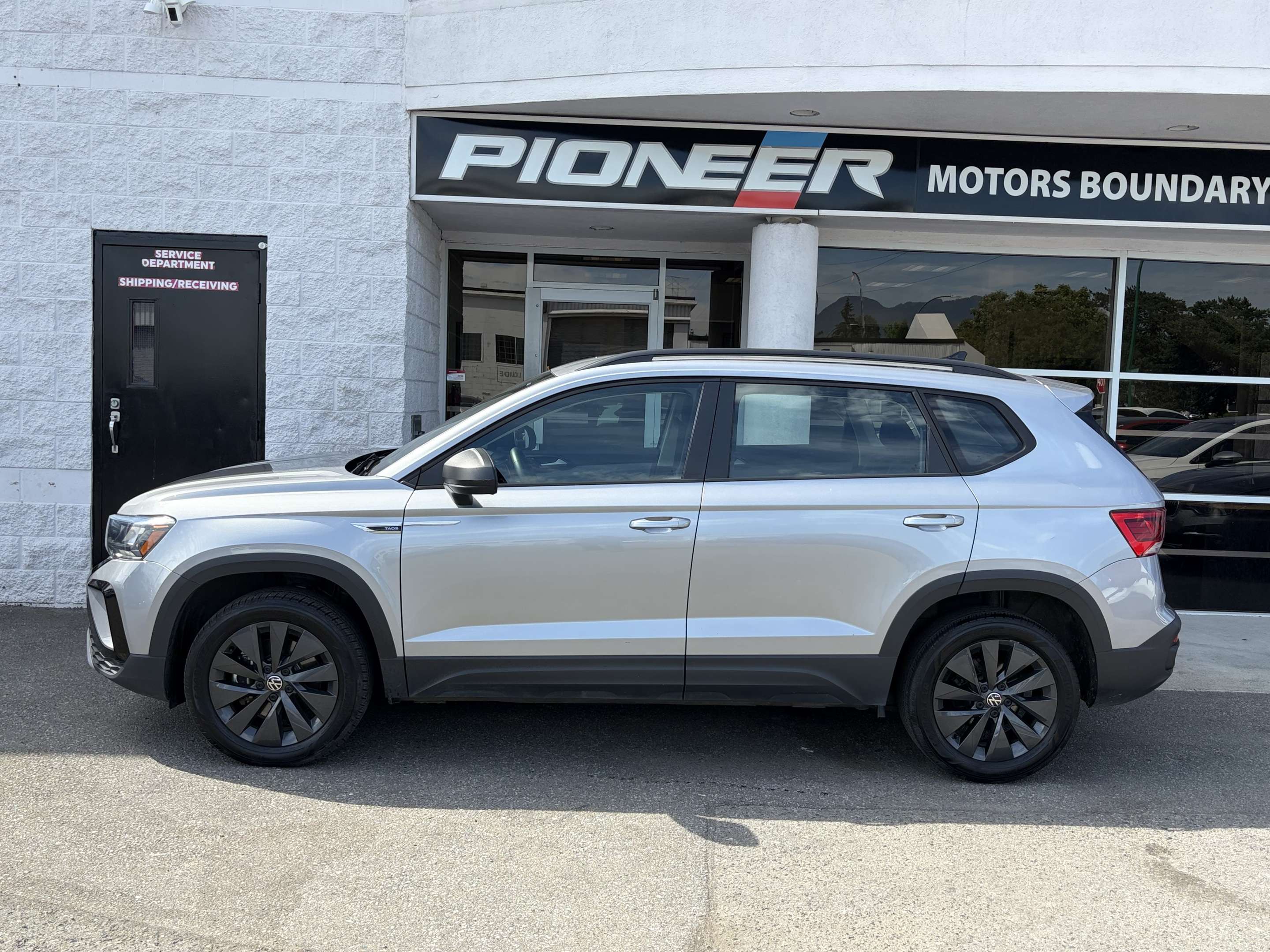 Gray 2024 Volkswagen Taos SUV / Crossover  Automatic
