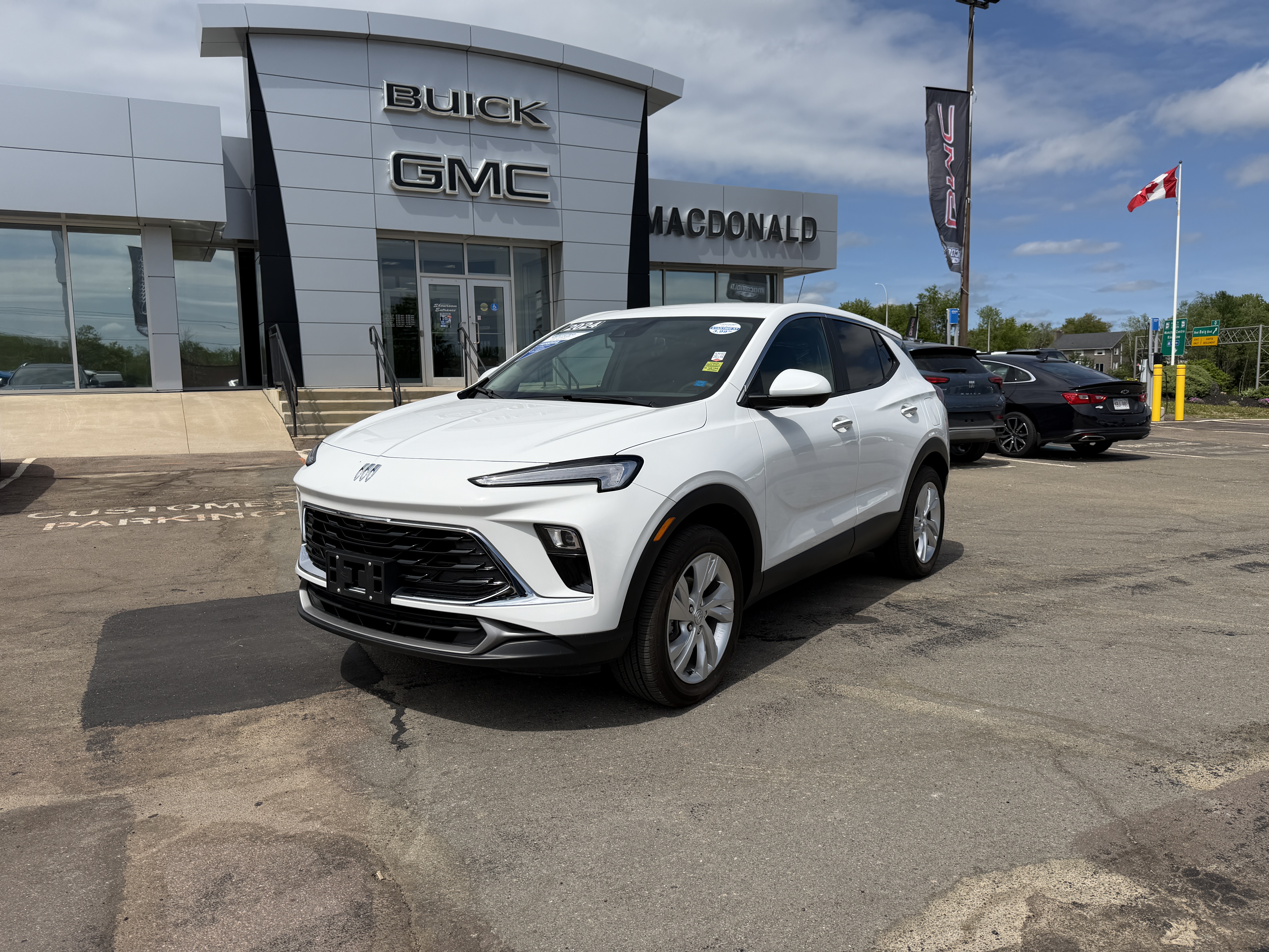 Summit White 2024 Buick Encore GX Preferred AWD SUV / Crossover All-Wheel Drive Automatic