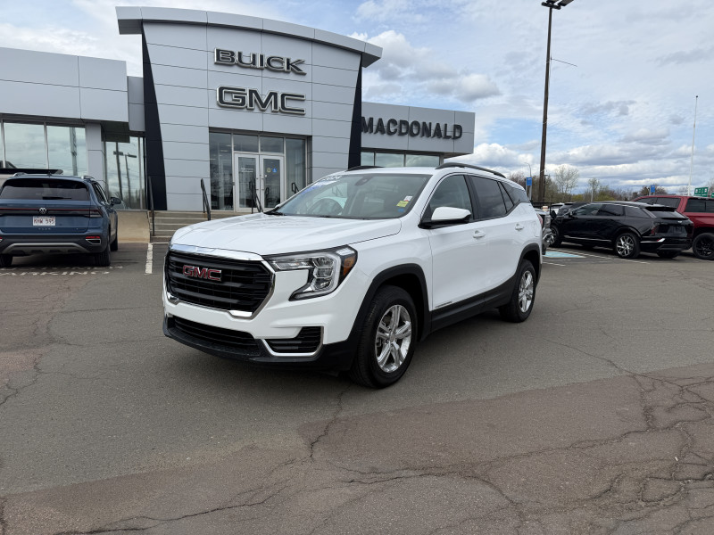 Summit White 2024 GMC Terrain SLE AWD SUV / Crossover All-Wheel Drive Automatic