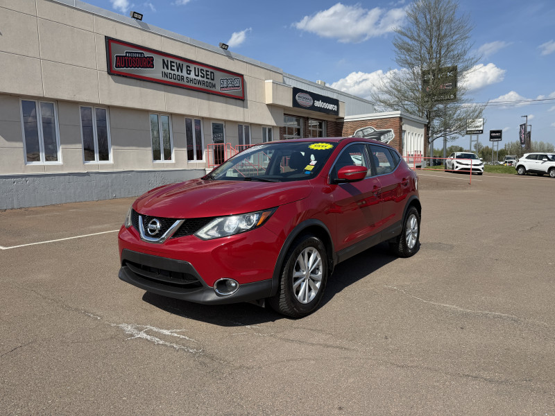 Red (Palatial Ruby Metallic) 2018 Nissan Qashqai SV FWD SUV / Crossover Automatic