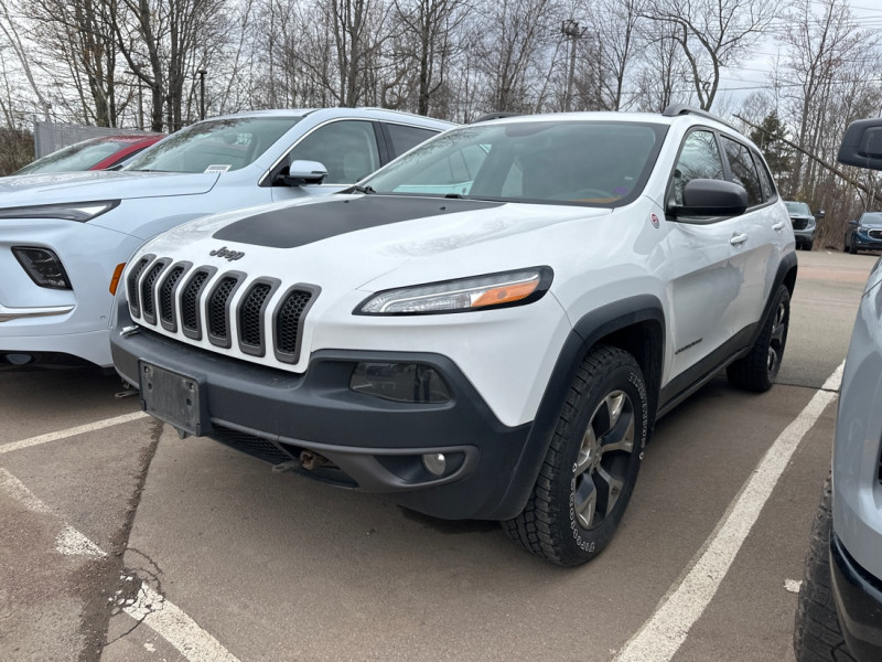 Bright White 2016 Jeep Cherokee Trailhawk 4WD SUV / Crossover Four-Wheel Drive Automatic