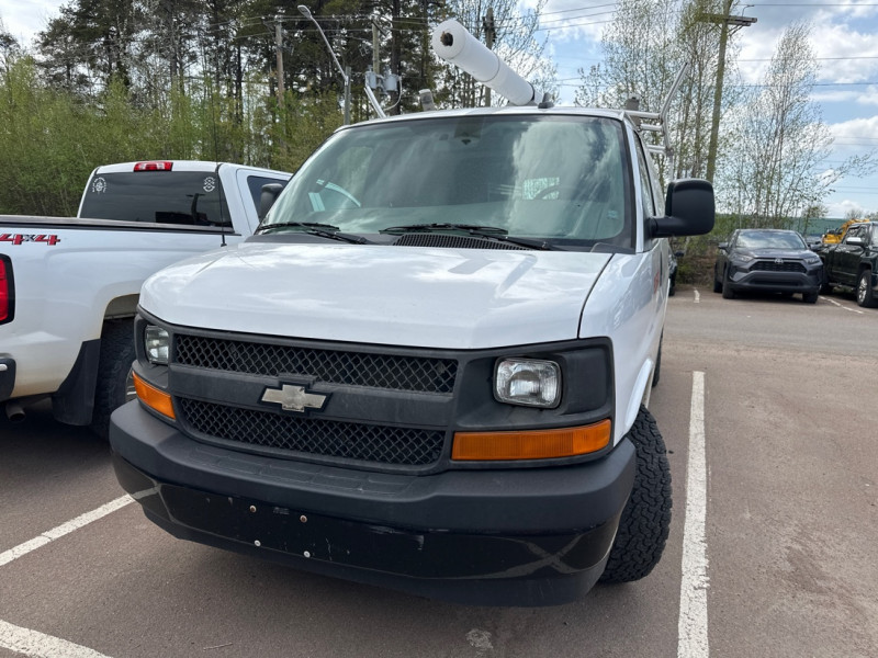 2017 Chevrolet Express Cargo 2500 RWD