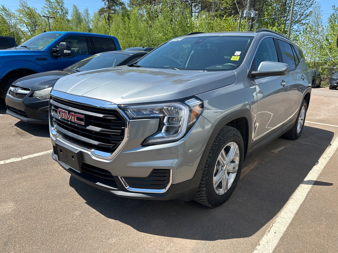 Sterling Metallic 2024 GMC Terrain SLE AWD SUV / Crossover All-Wheel Drive Automatic