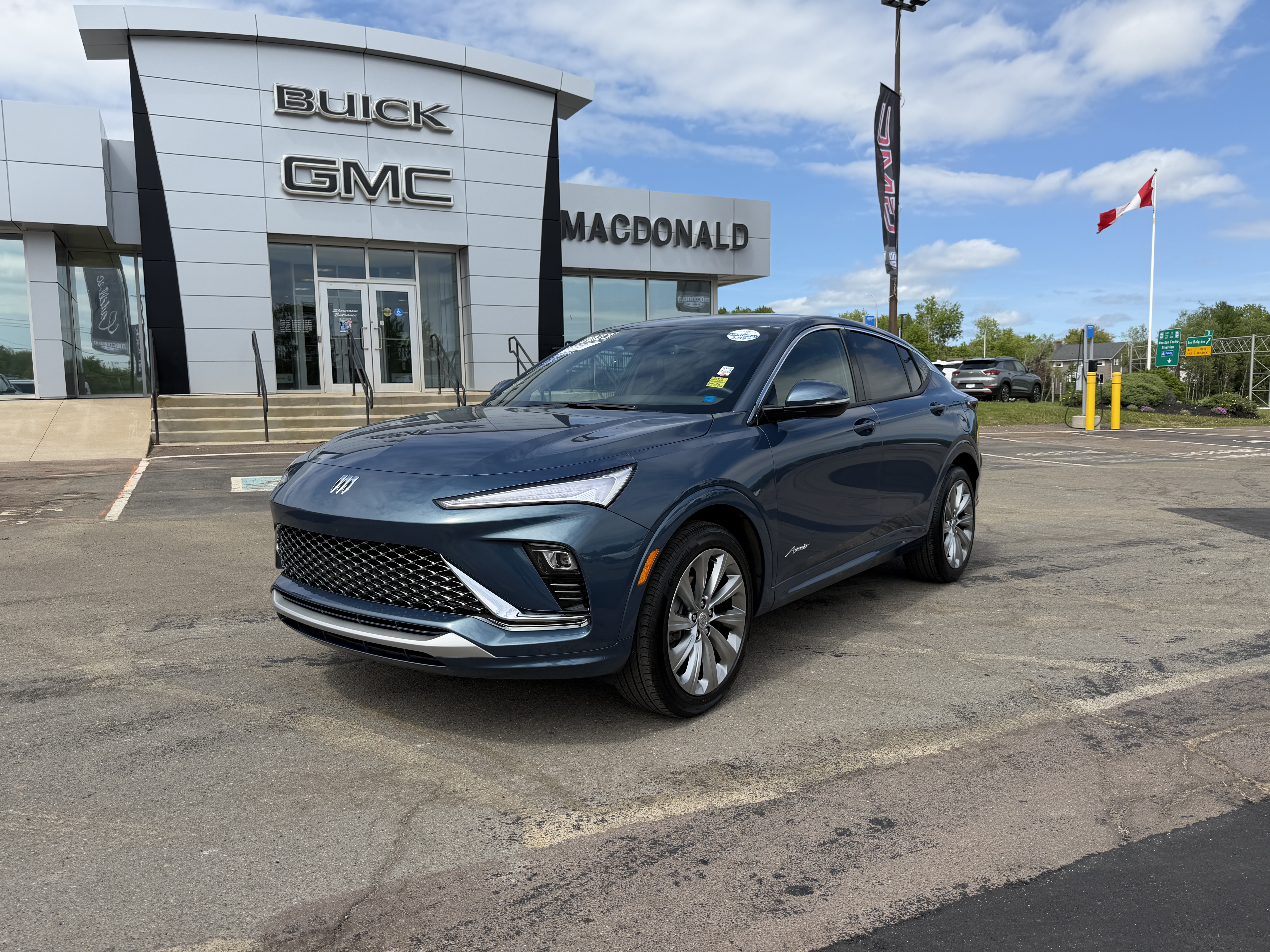 2025 Buick Envista Avenir FWD SUV / Crossover Front-Wheel Drive Automatic