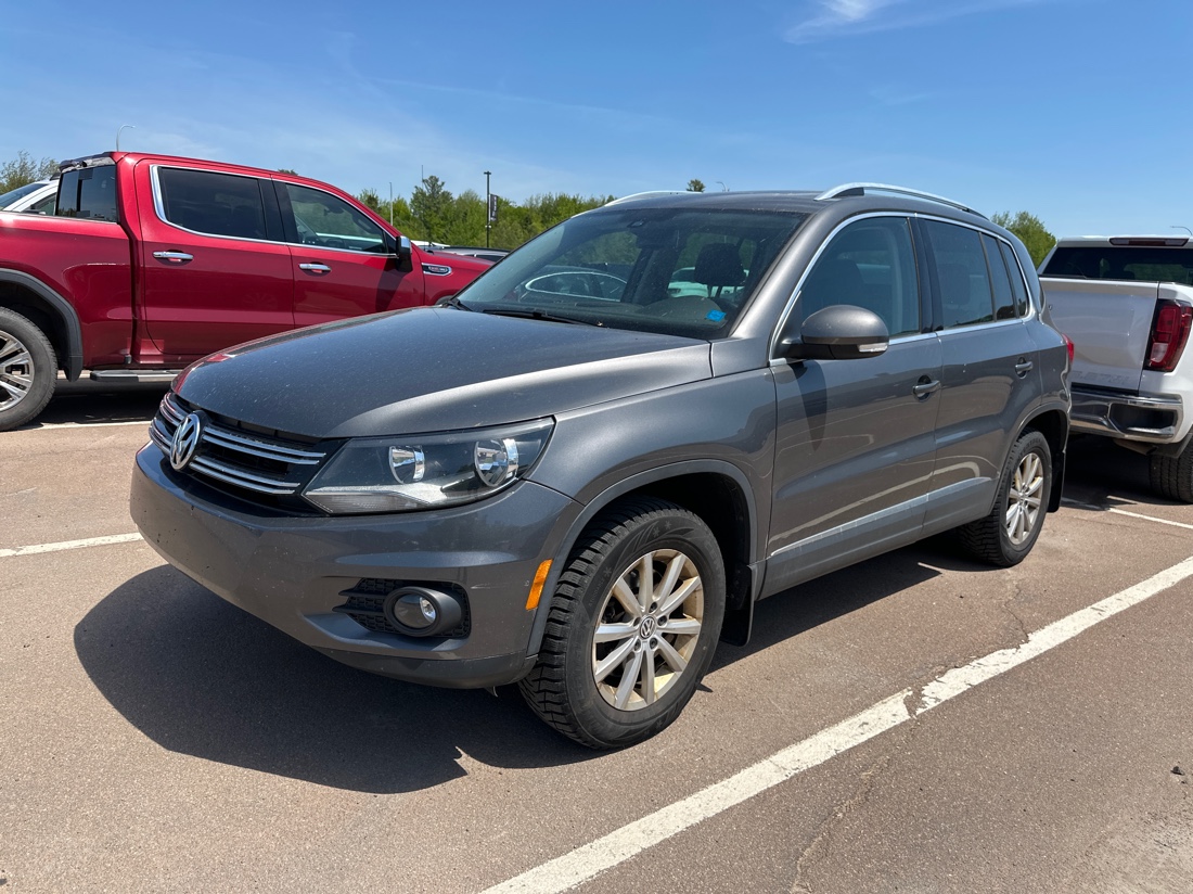 2017 Volkswagen Tiguan Comfortline 4Motion SUV / Crossover Automatic