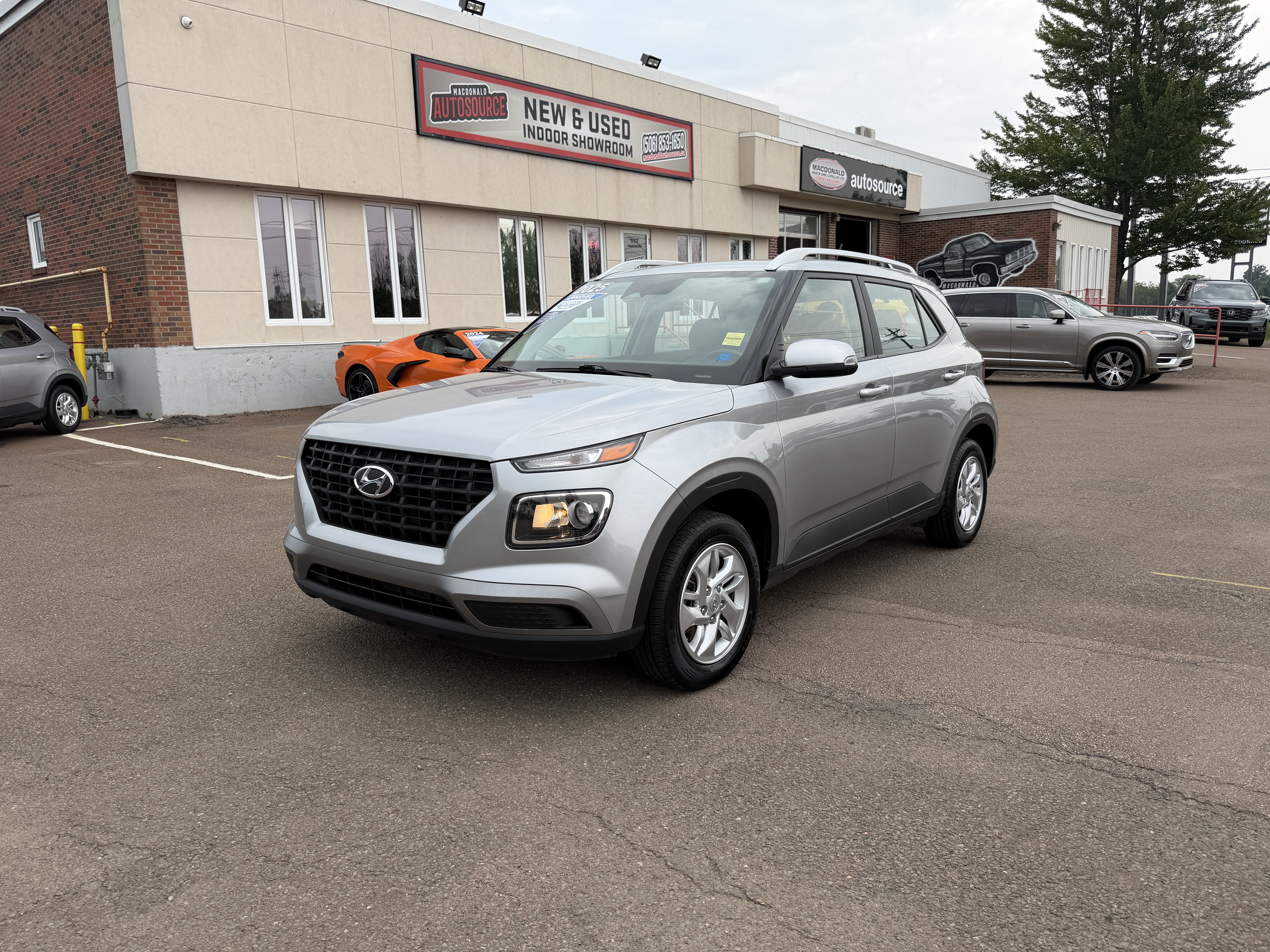 Shimmering Silver 2025 Hyundai Venue Automatic