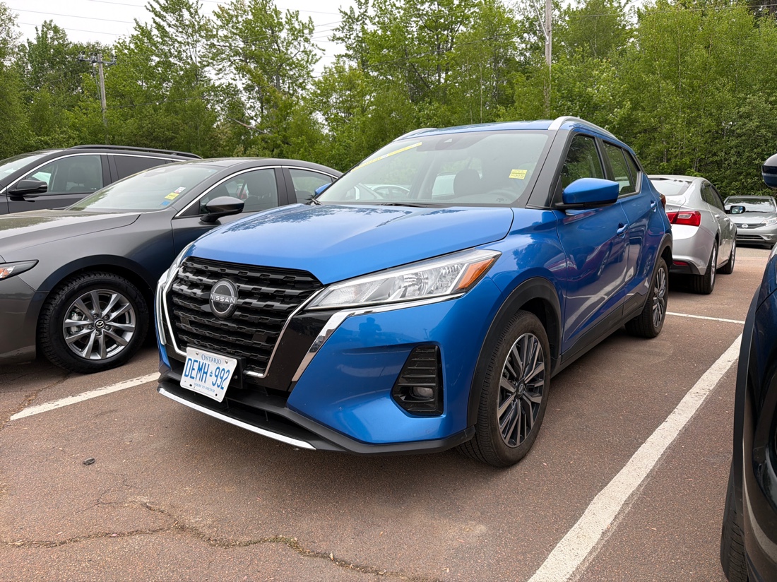 2025 Nissan Kicks SV FWD SUV / Crossover Front-Wheel Drive Automatic
